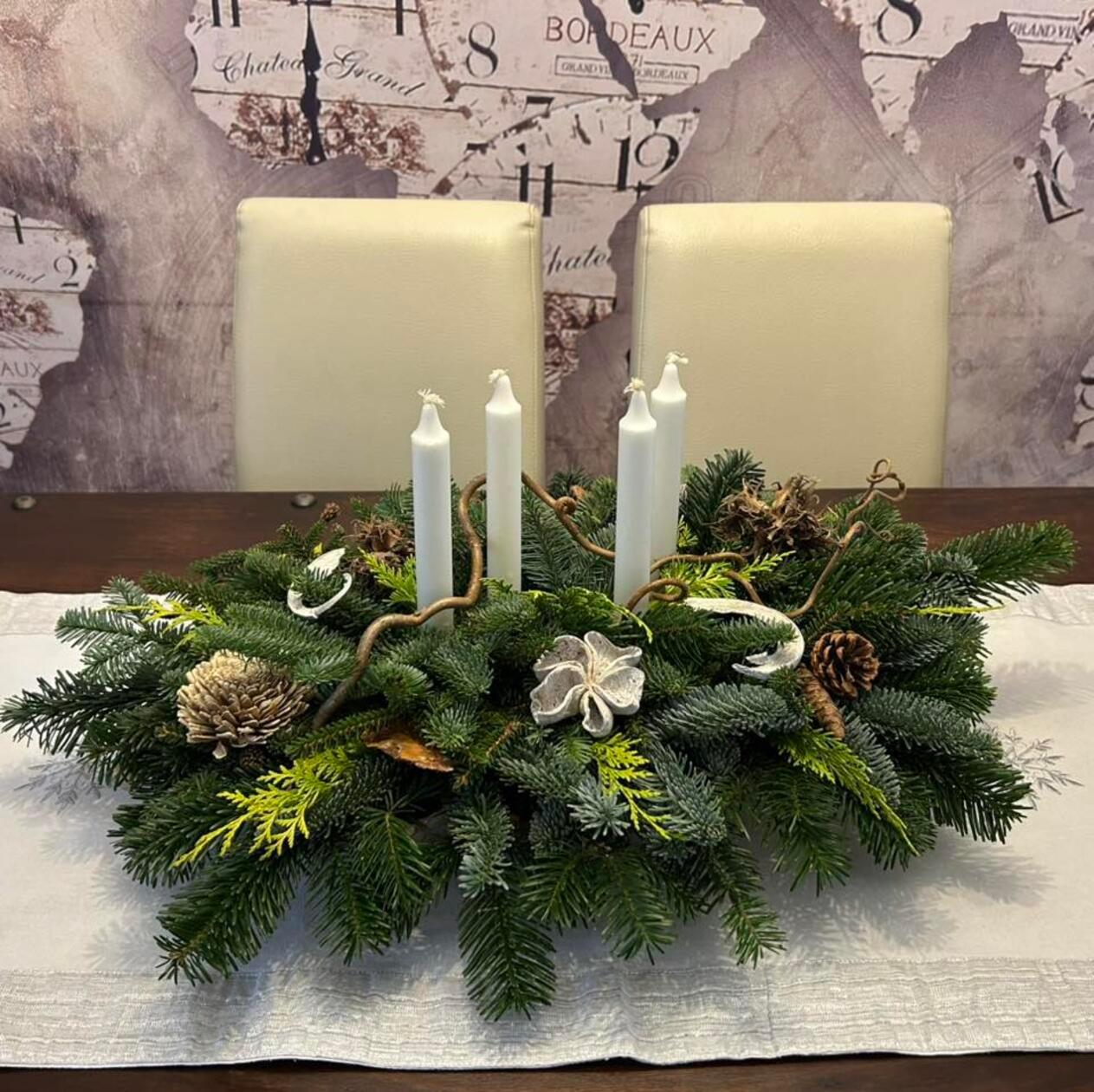 Wir haben unsere Leserinnen und Leser nach Fotos ihrer eigenen Adventskränze gefragt.