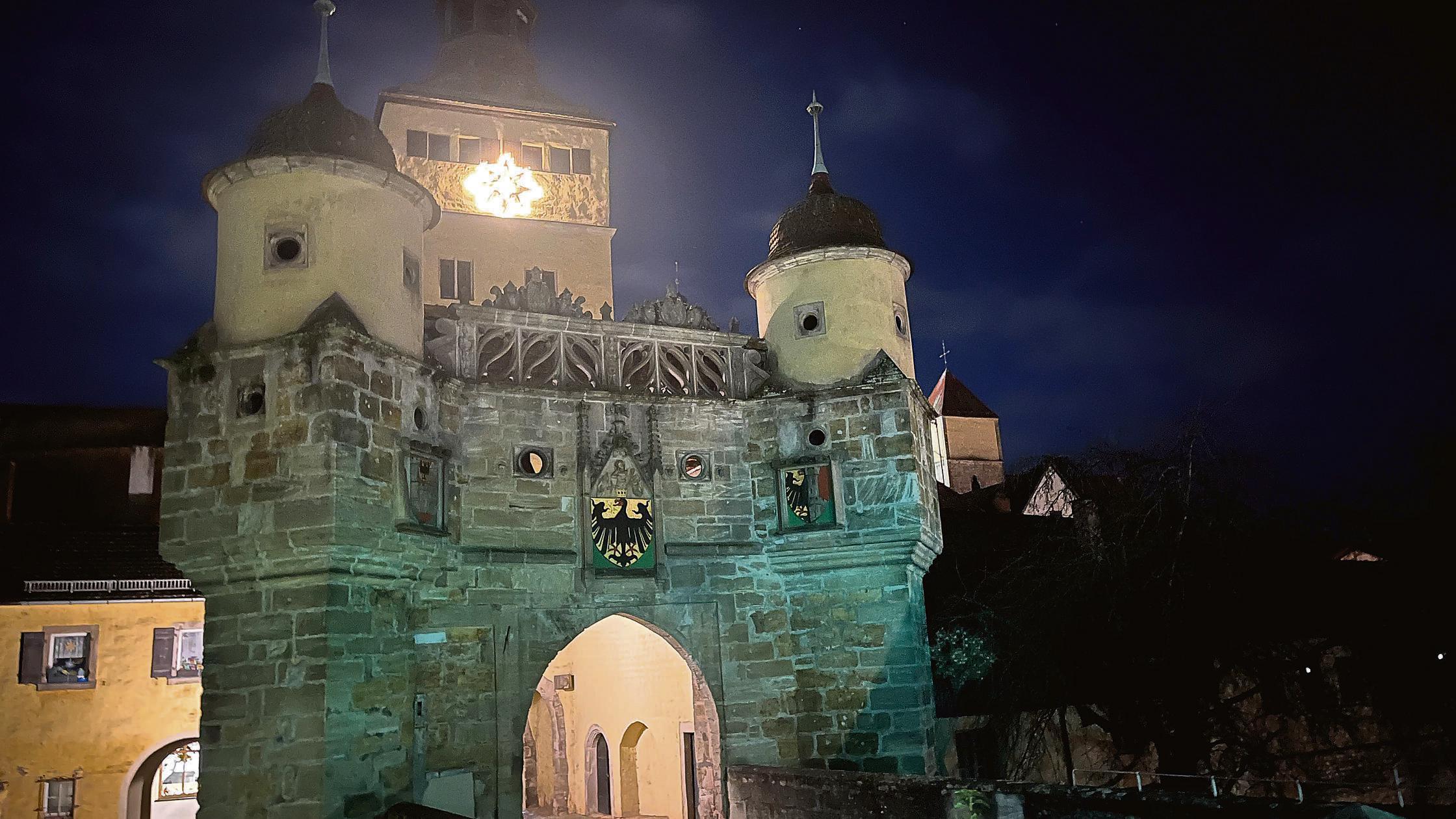 wt-ellinger-tor-unbeleuchtet