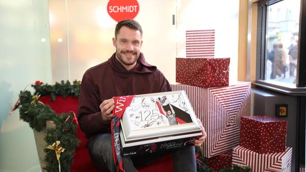 1.FC_Nürnberg_Torhüter_Christian_Mathenia_verkauft