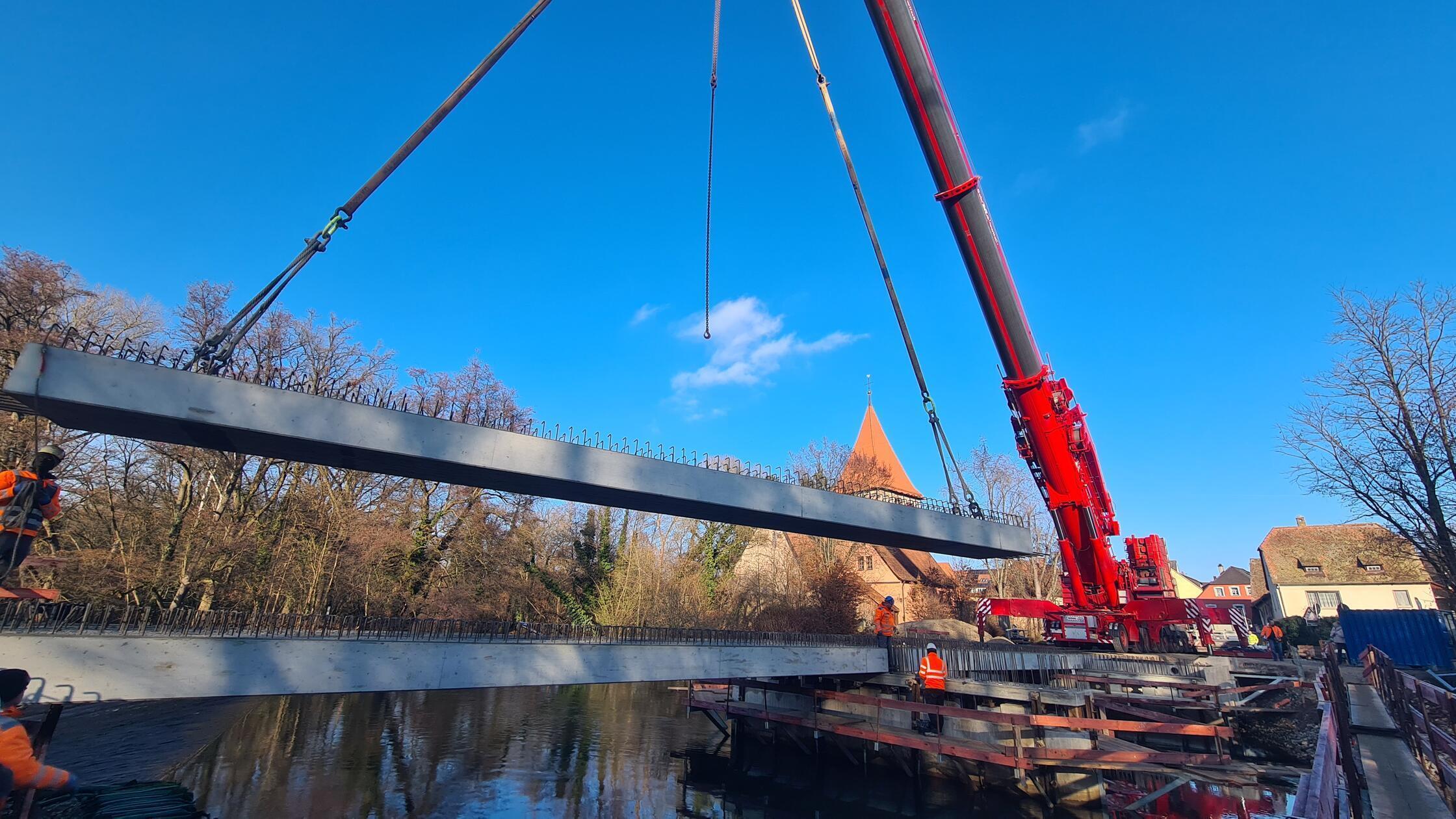 Mehr als 20 Tonnen am Haken: Der mächtige Autokran
