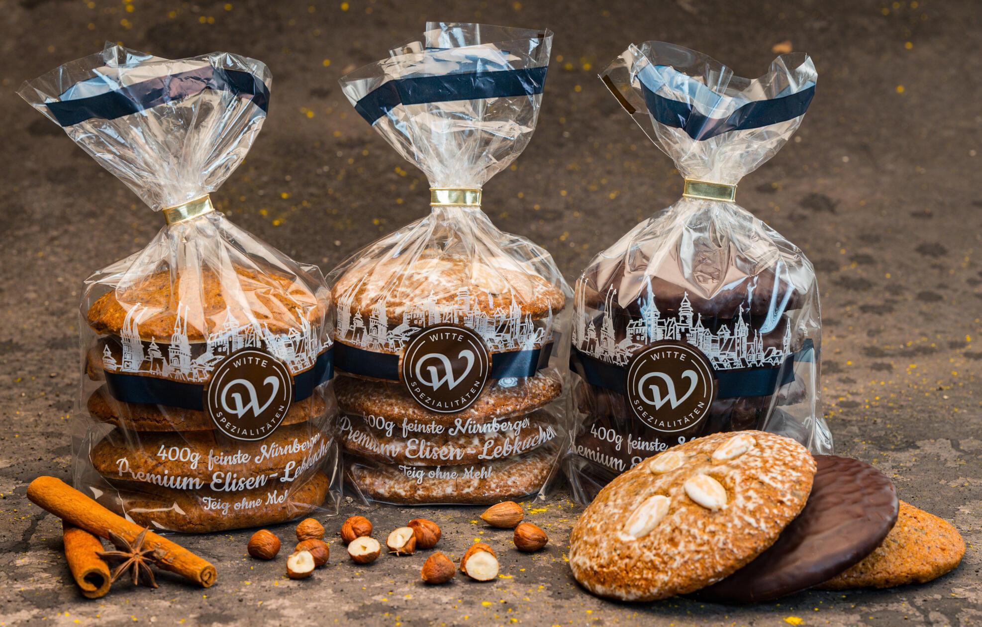 Platz 3: <b>Witte Spezialitäten</b> widmet sich unter anderem den Lebkuchen. Deren Elisen-Lebkuchen zeichnen sich durch einen hohen Haselnussanteil von 38 Prozent aus reinen Haselnüssen aus. Alle Nüsse mahlt und röstet das Team frisch. Die Nürnberger Handwerkslebküchnerei hat mehrere Standorte, beispielsweise in der Nürnberger Altstadt, in der Spitalgasse 4. 646 Stimmen holte sich das Team in unserem Voting und schafft es damit auf das Treppchen und den dritten Platz.