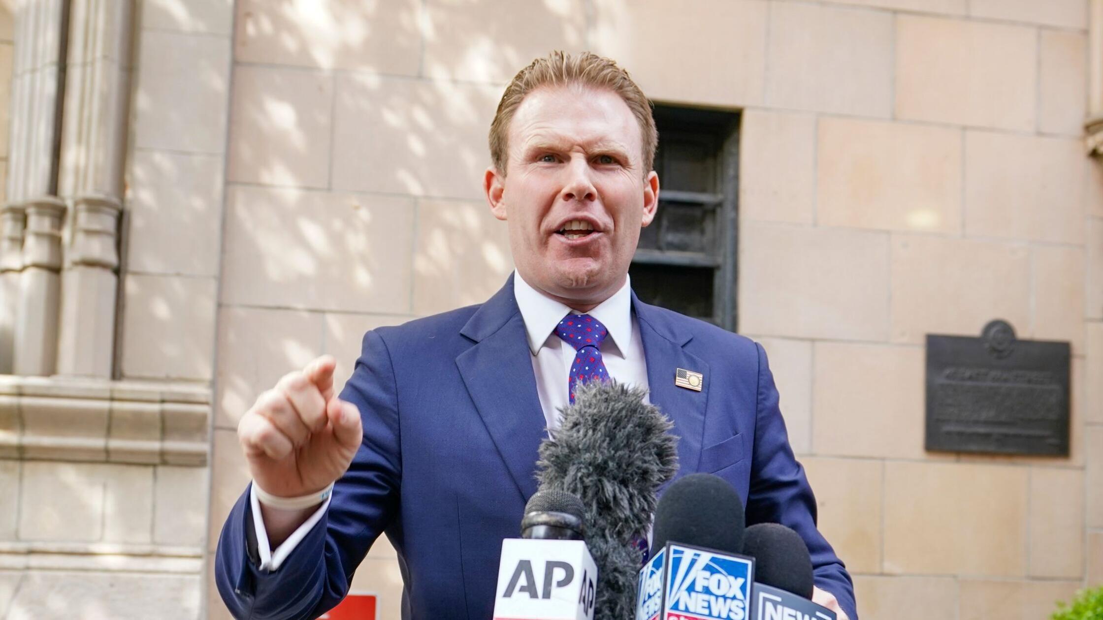 Trumps WM-Beauftragter schließt Razzia bei Spielen nicht aus