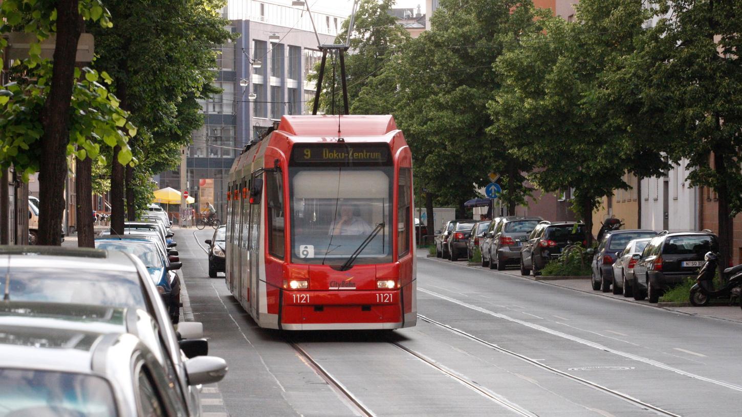 An dieses Bild wird man sich in Zukunft nur noch erinnern. Zum Fahrplanwechsel am 2. Dezember schafft die VAG die Straßenbahnlinie 9 ab.