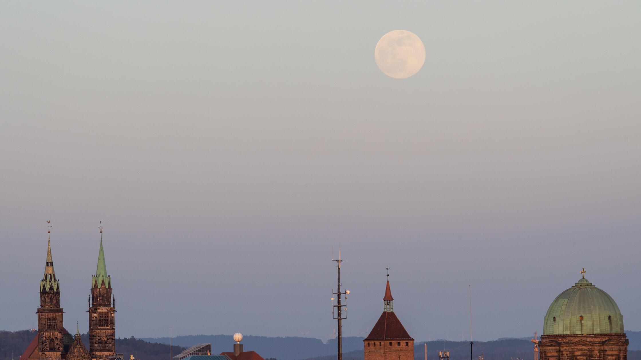 Supervollmond - Nürnberg