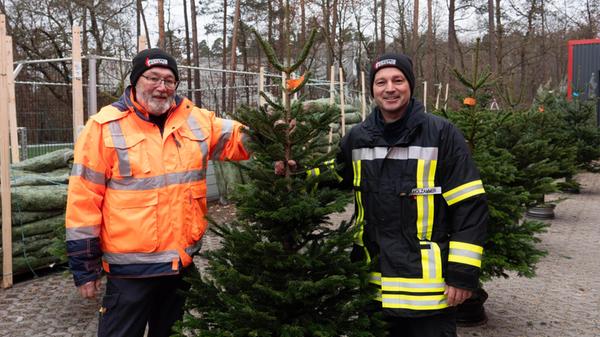 feucht-feuerwehr-verkauf-weihnachtsbaume - 1