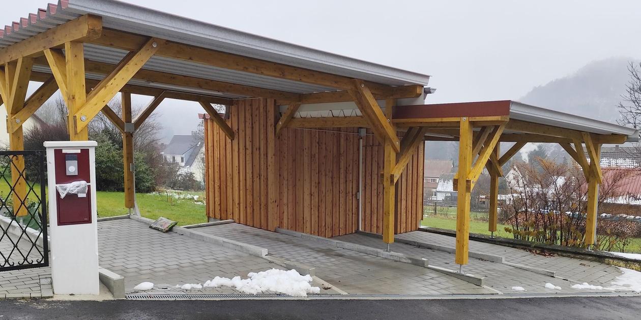Four-carport in Vorra: Did applicants deliberately disregard building ...