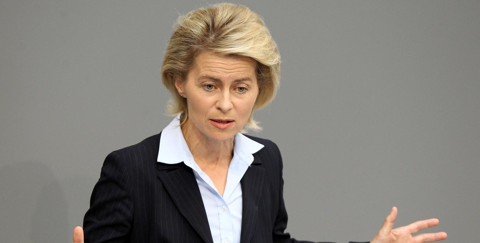 Steht unter dem Verdacht, abgeschrieben zu haben: Verteidigungsministerin Ursula von der Leyen.