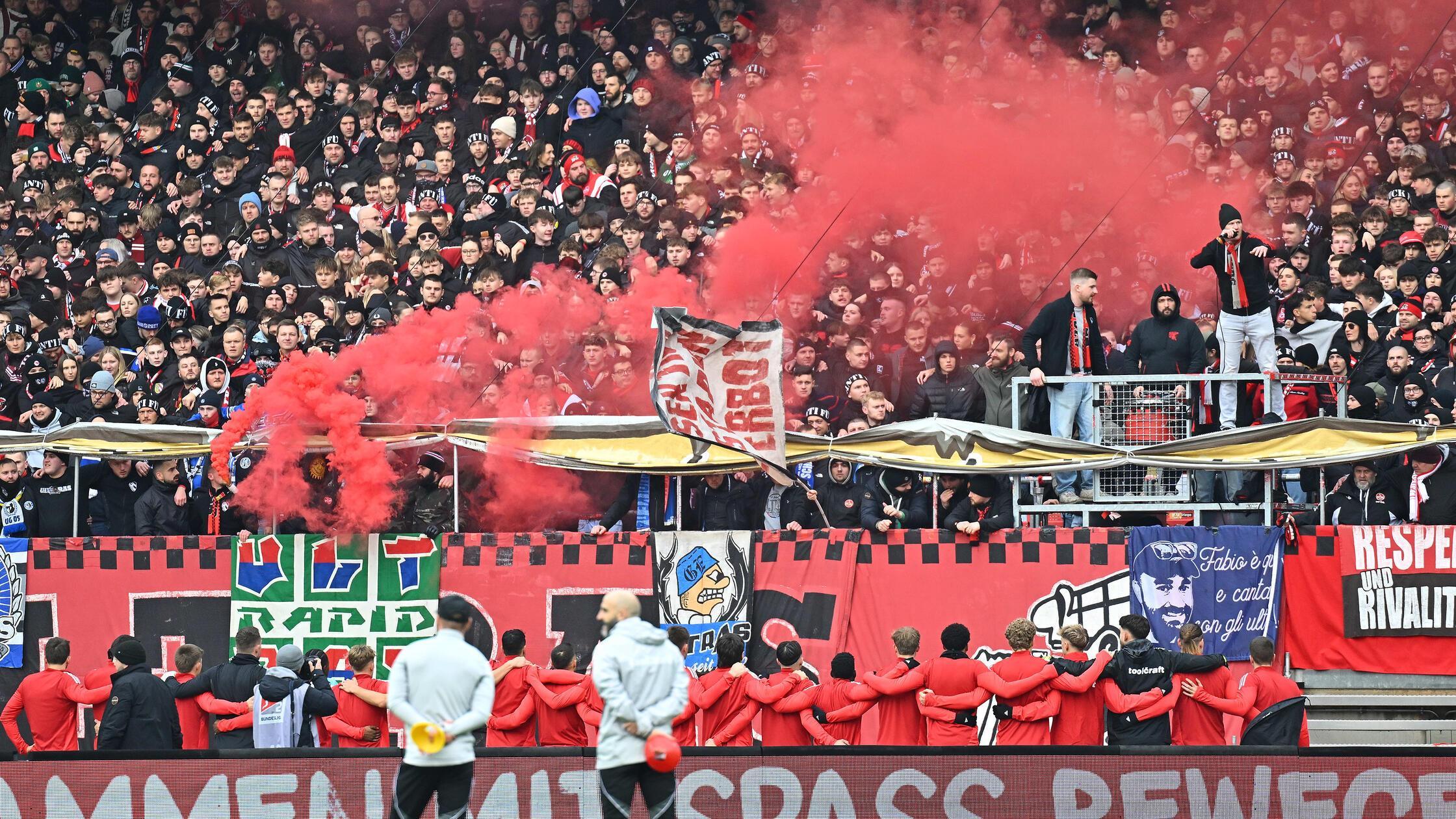 07.12.2025 --- Fussball --- Saison 2025 2026 --- 2