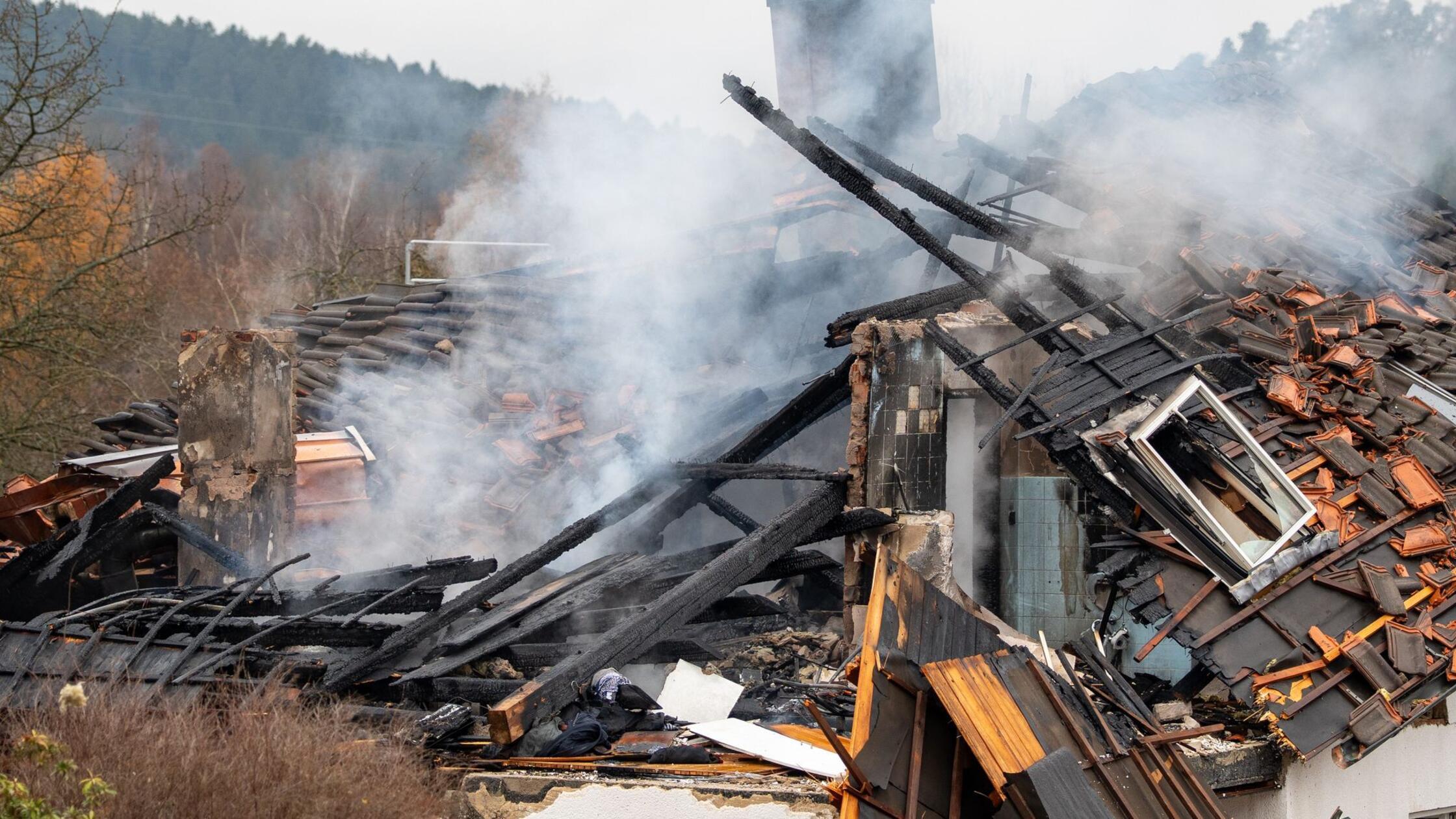 Explosion in Chamerau: Ermittlungen zur Ursache dauern an