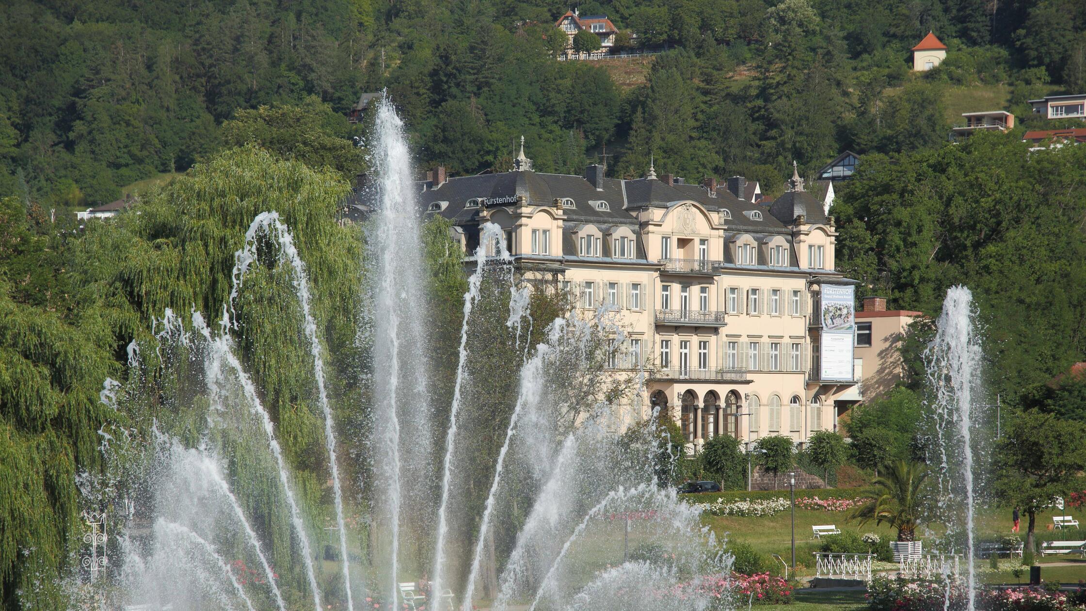 WasserfontÃ¤ne, Wasserspiele und Wasserstrahlen im