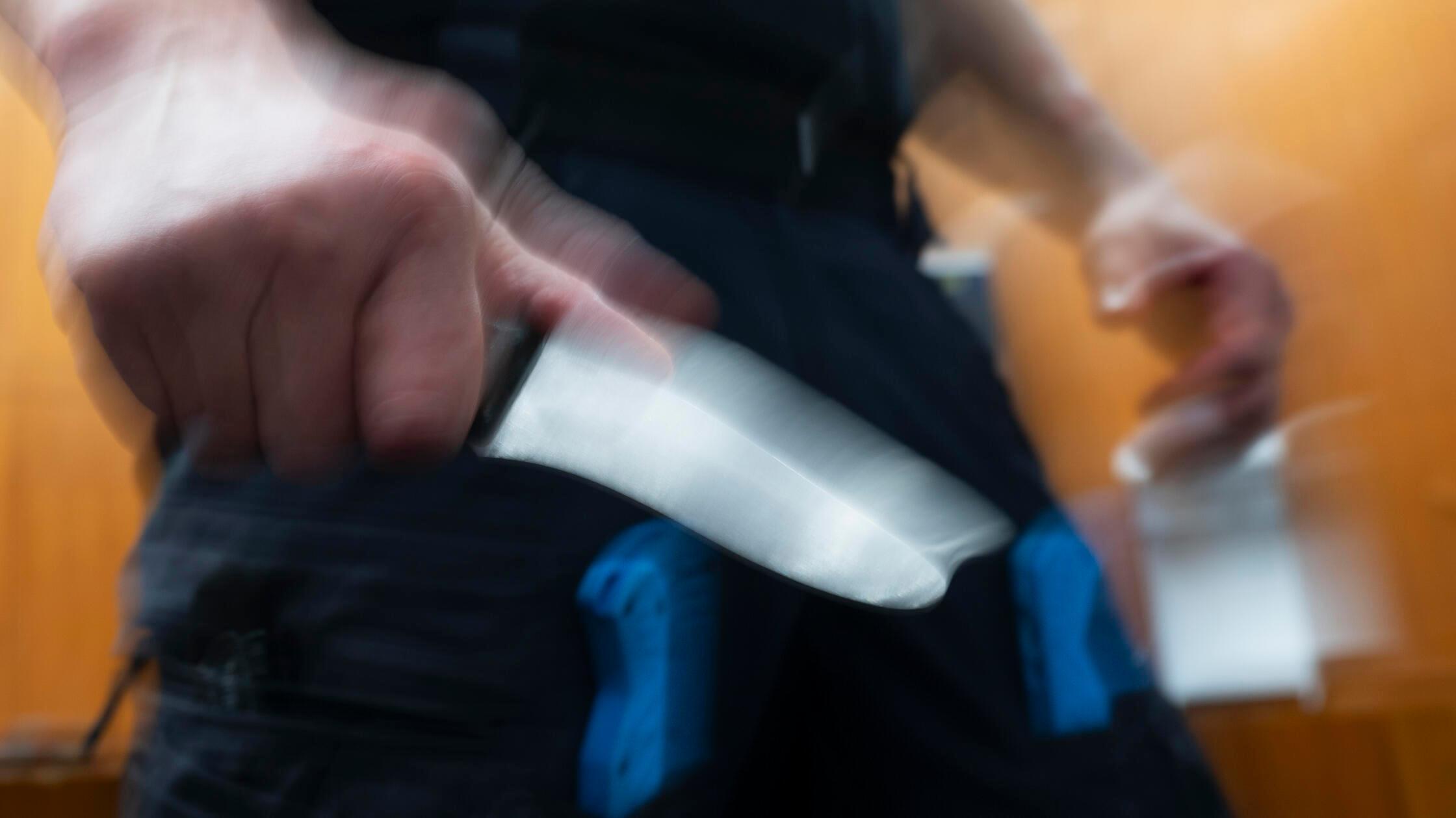 Vorführung Messerattacke