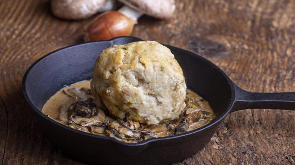 pilzsauce,semmelknödel,rahmsauce,pilzsaucen,pilzso