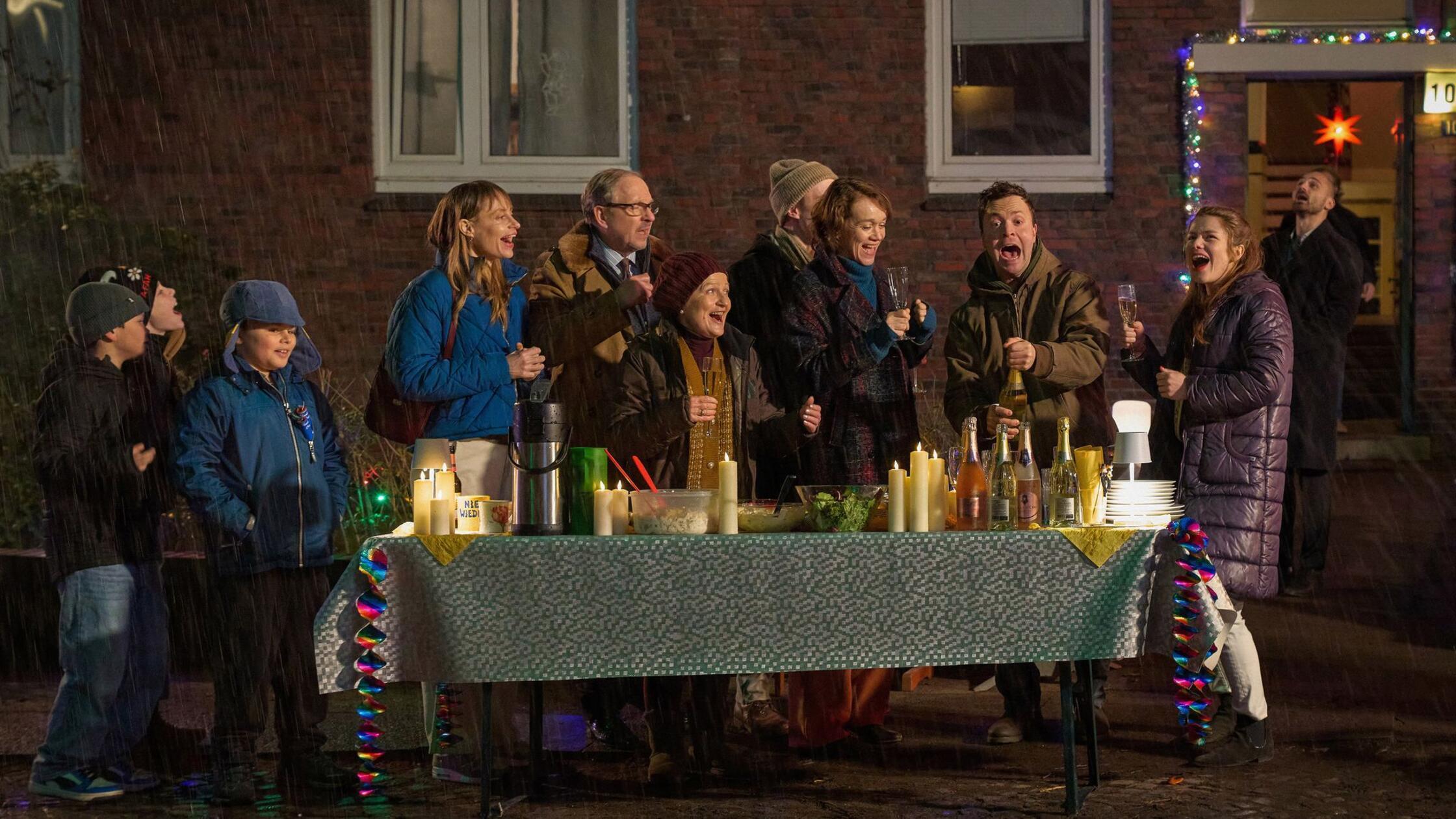 Bjarne Mädel se v novem televizijskem filmu zaljubi v dostavljalko paketov