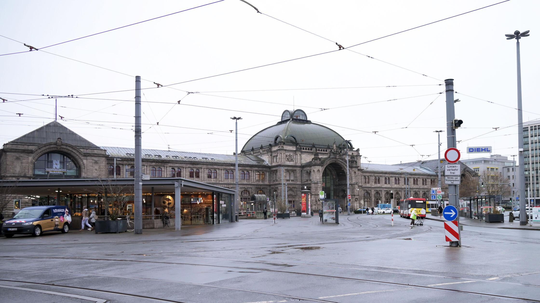 Kiffen tabu: Stadt Nürnberg erlässt Cannabis-Verbotszone rund um den Hauptbahnhof