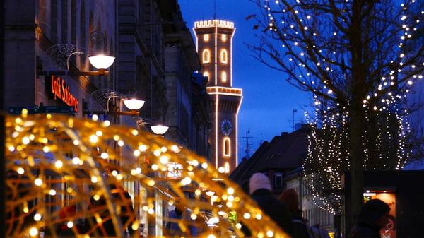 Foto: Wolfgang Händel - 12/2024 -
Beleuchtetes Rat