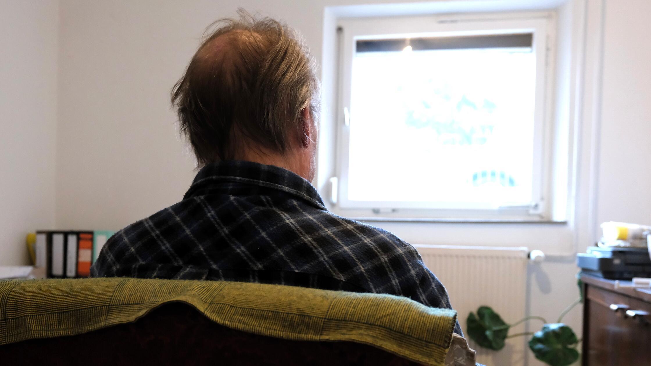 Nach der Trennung ging es bergab: Promovierter Forchheimer ist schwerkrank