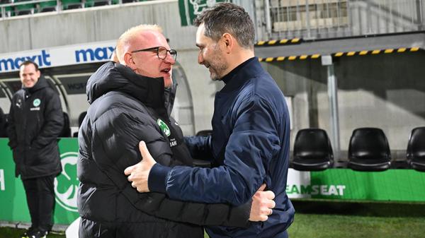 Mit Hertha BSC reisten am Freitag einige alte Bekannte nach Fürth: Ex-Knipser Sami Allagui ist Sportkoordinator in der Hauptstadt, Trainer Stefan Leitl war einst beim Kleeblatt maßgeblich am Aufstieg beteiligt und kennt Trainer Vogel außerdem aus gemeinsamen Zeiten beim FC Ingolstadt. Auf dem Platz stürmt Fabian Reese heute für die Hertha, vor sieben Jahren tat er es fürs Kleeblatt.