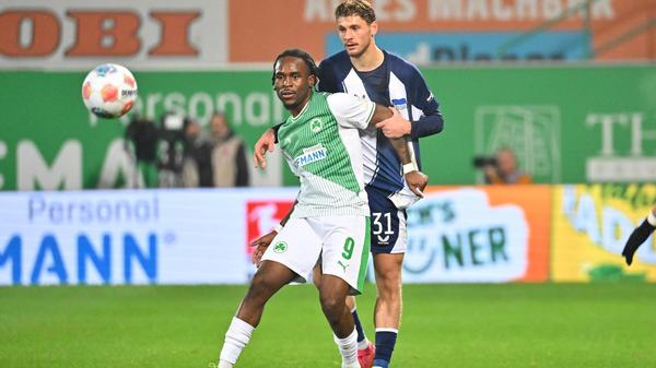 Zurück aus der Kabine ist das Kleeblatt direkt am Drücker. In der 50. Spielminute setzt sich Futkeu alleine auf der linken Seite durch, zieht an der Grundlinie in Richtung Berliner Tor. Seine Ablage in den Rücken der Abwehr verpasst der mitgelaufene Klaus aber etwas ungelenk.
