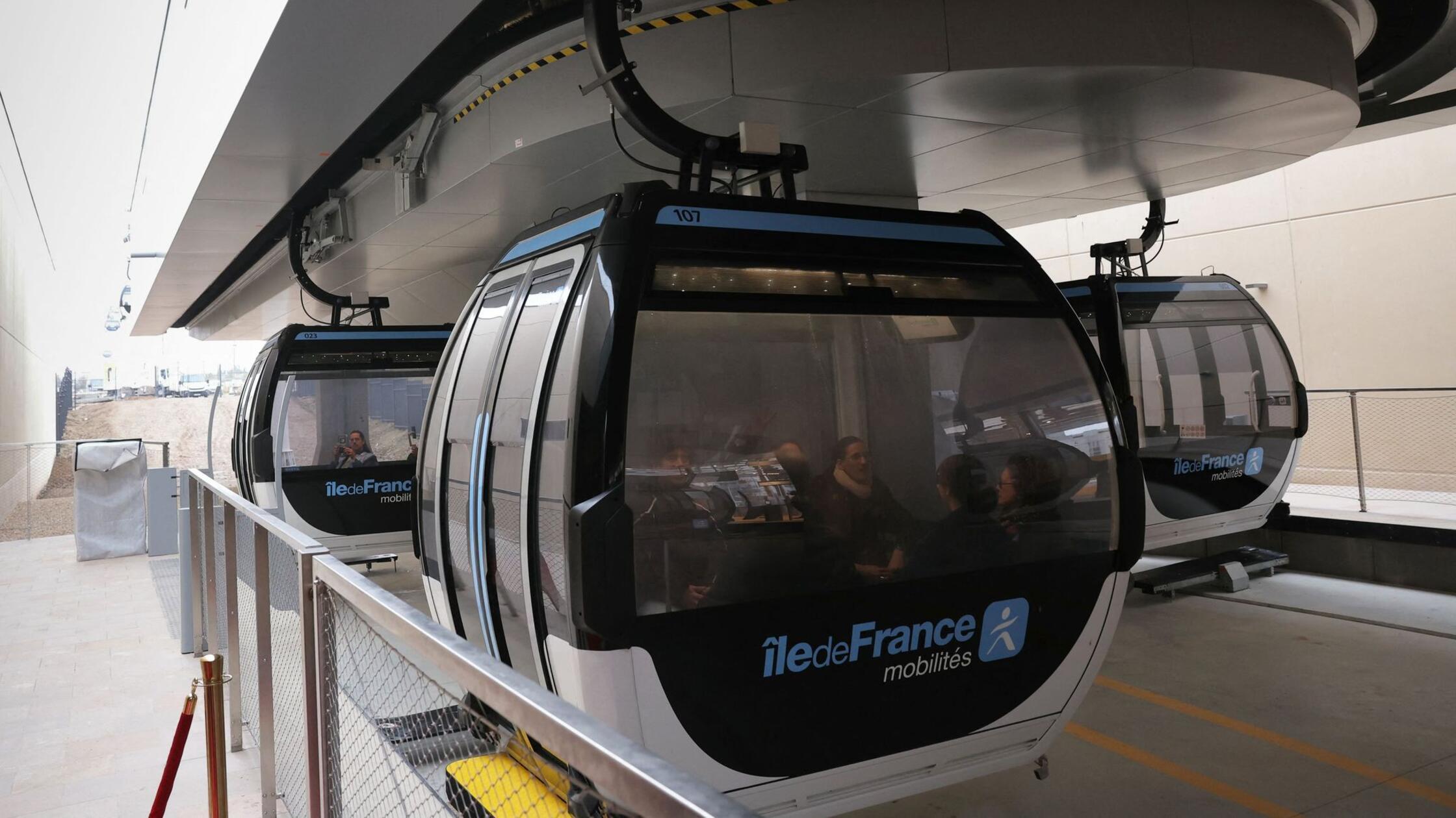 Kilometerlange Seilbahn eröffnet bei Paris