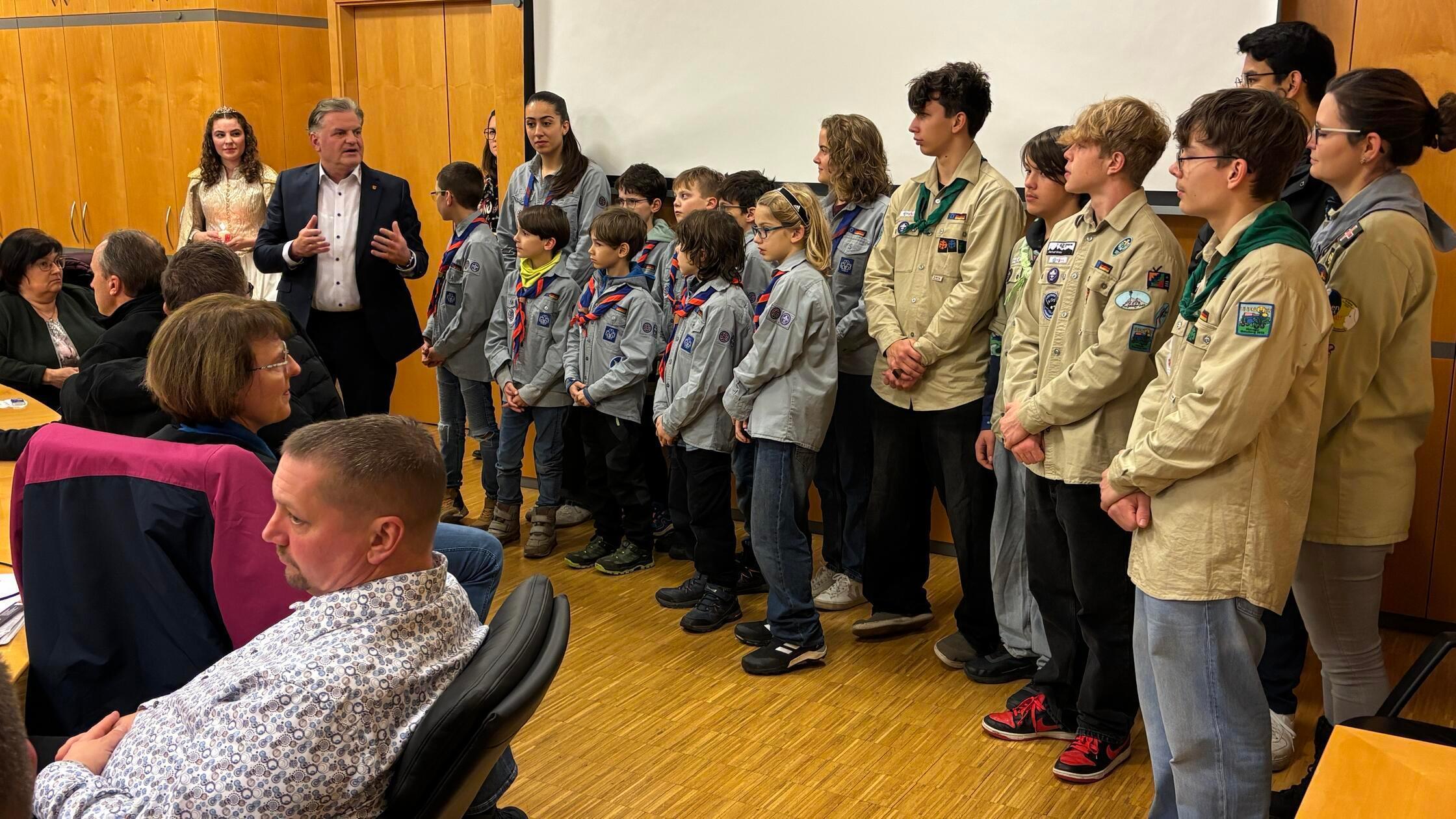 Am-Ende-wird-es-friedlich-Hoher-Besuch-im-Wendelsteiner-Marktgemeinderat