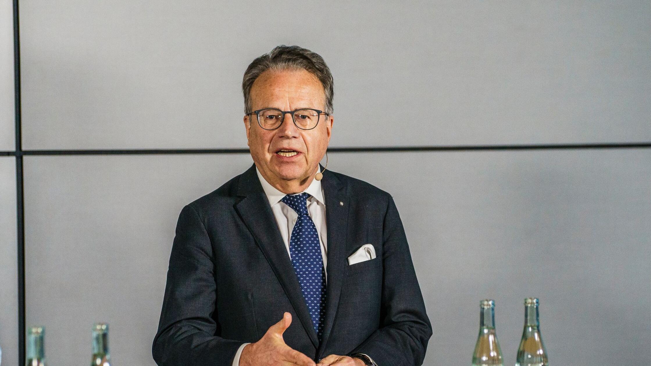 „Bild“: Früherer BA-Chef Weise soll Rentenkommission leiten