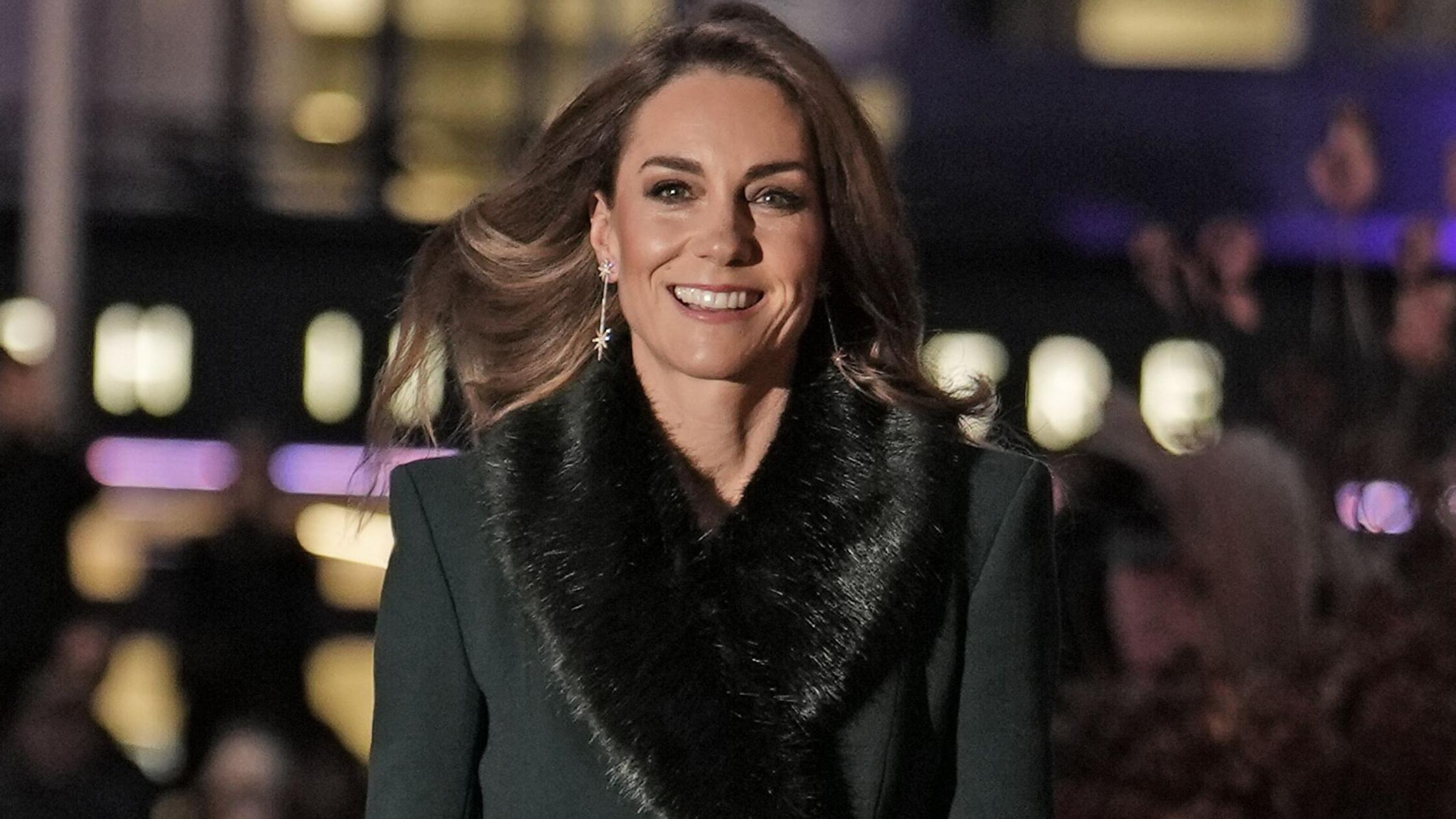 Handgeschriebene-Botschaft-Kate-erinnert-an-Krebstote