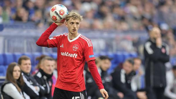 Tim Drexler und Rafael Lubach rücken in die Startelf. Tim Janisch ist nicht rechtzeitig fit geworden und fehlt im Kader. Kapitän Robin Knoche nimmt auf der Bank Platz.