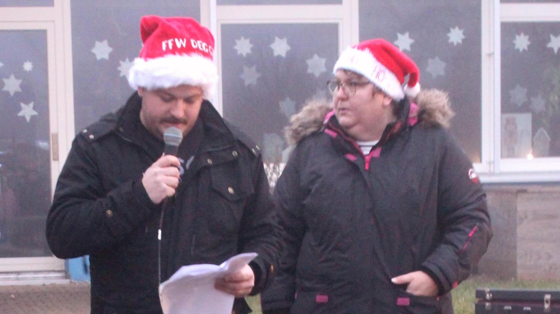 Festliche-Stimmung-beim-D-ckinger-Weihnachtsmarkt