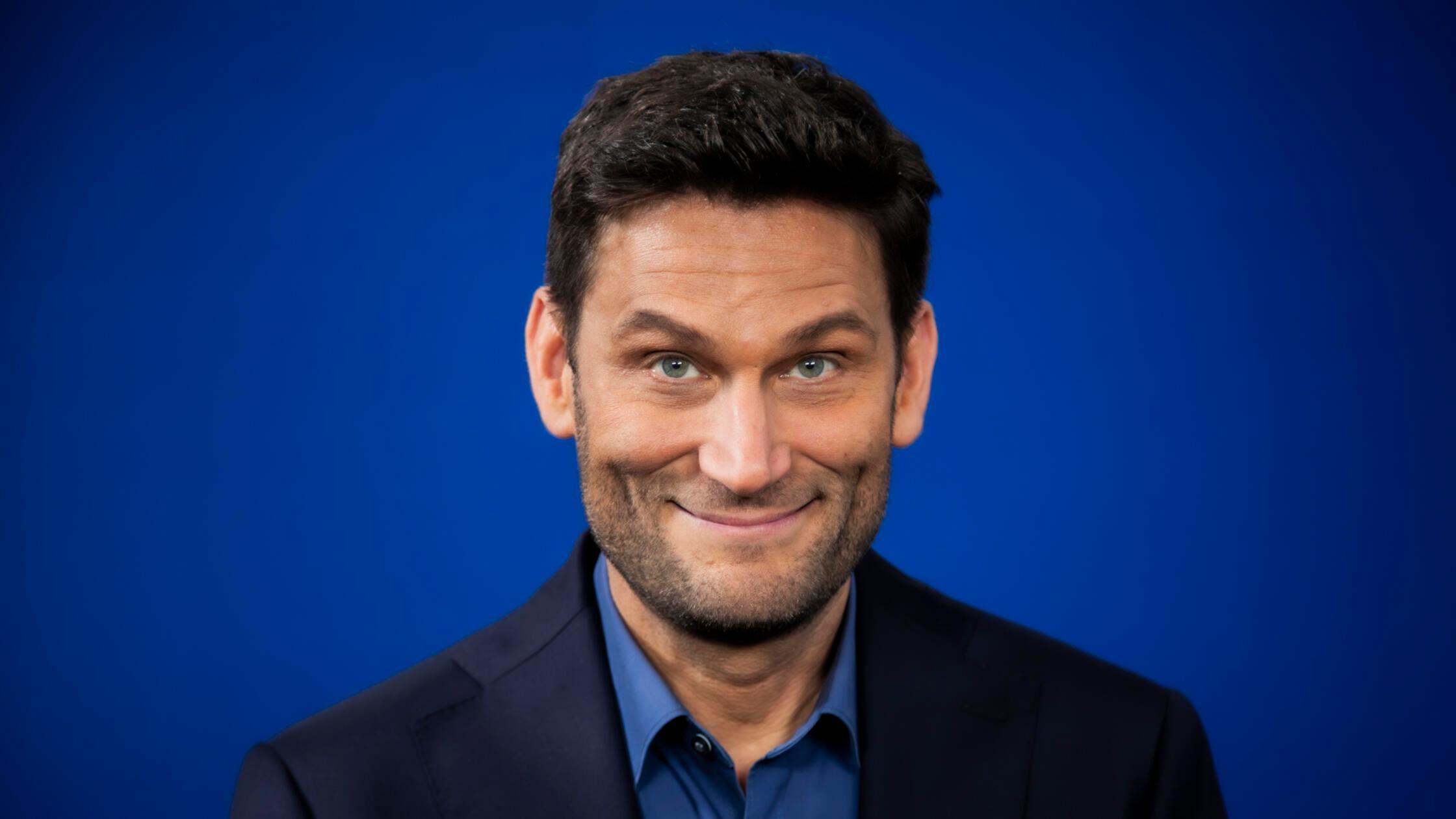 -Provozieren-macht-Spa-Christian-Ehring-erh-lt-den-Deutschen-Kabarettpreis-in-N-rnberg