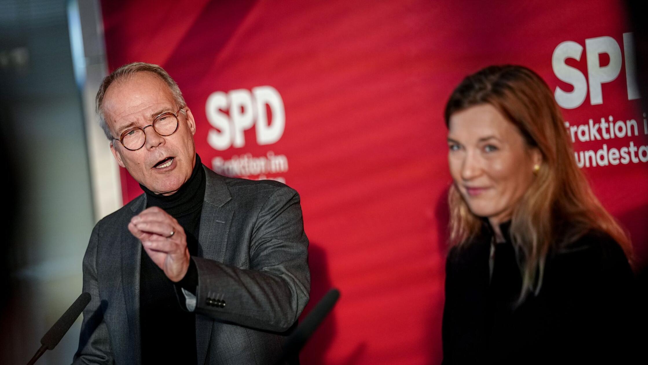 SPD zu Ukraine-Truppen: „Wir schließen nichts aus“