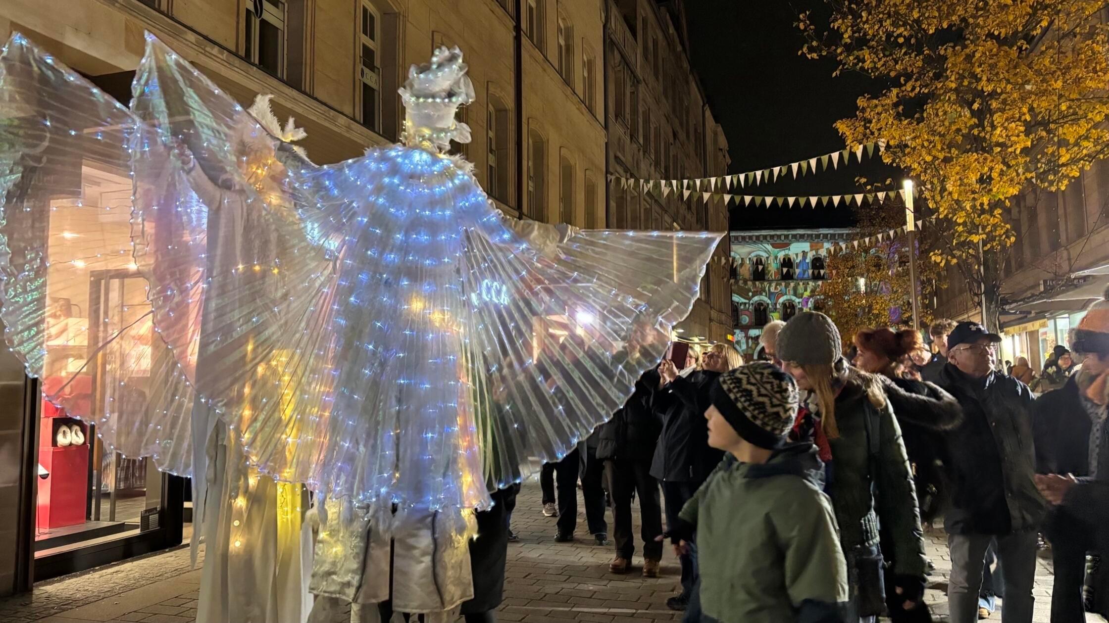 Nach-erfolgreichem-Probelauf-An-diesen-Tagen-finden-in-F-rth-lange-Einkaufsn-chte-statt