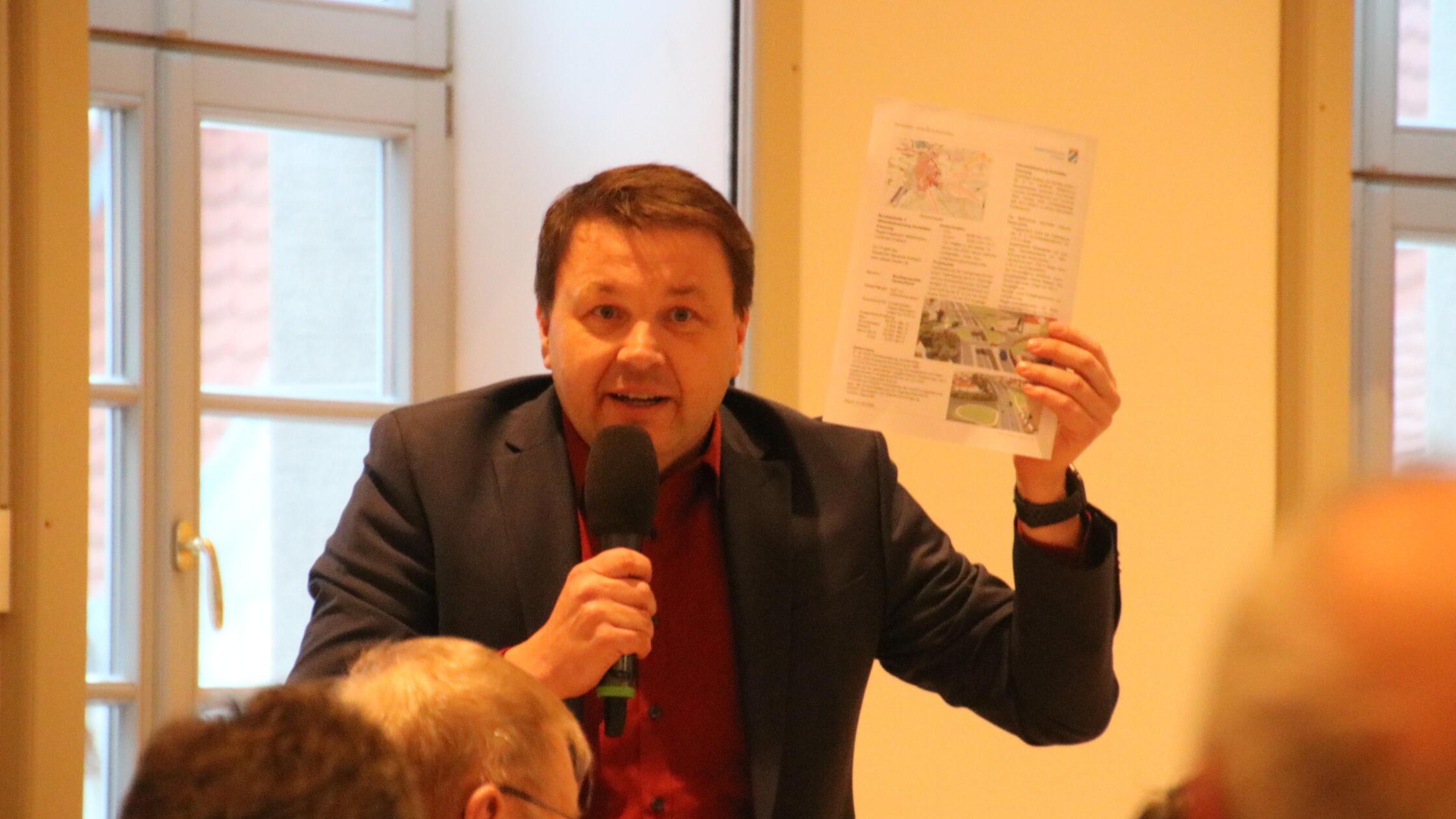 H-rnlein-Kreuzung-Wei-enburg-Der-Kreistag-verhindert-das-Scheitern-auf-der-Zielgeraden