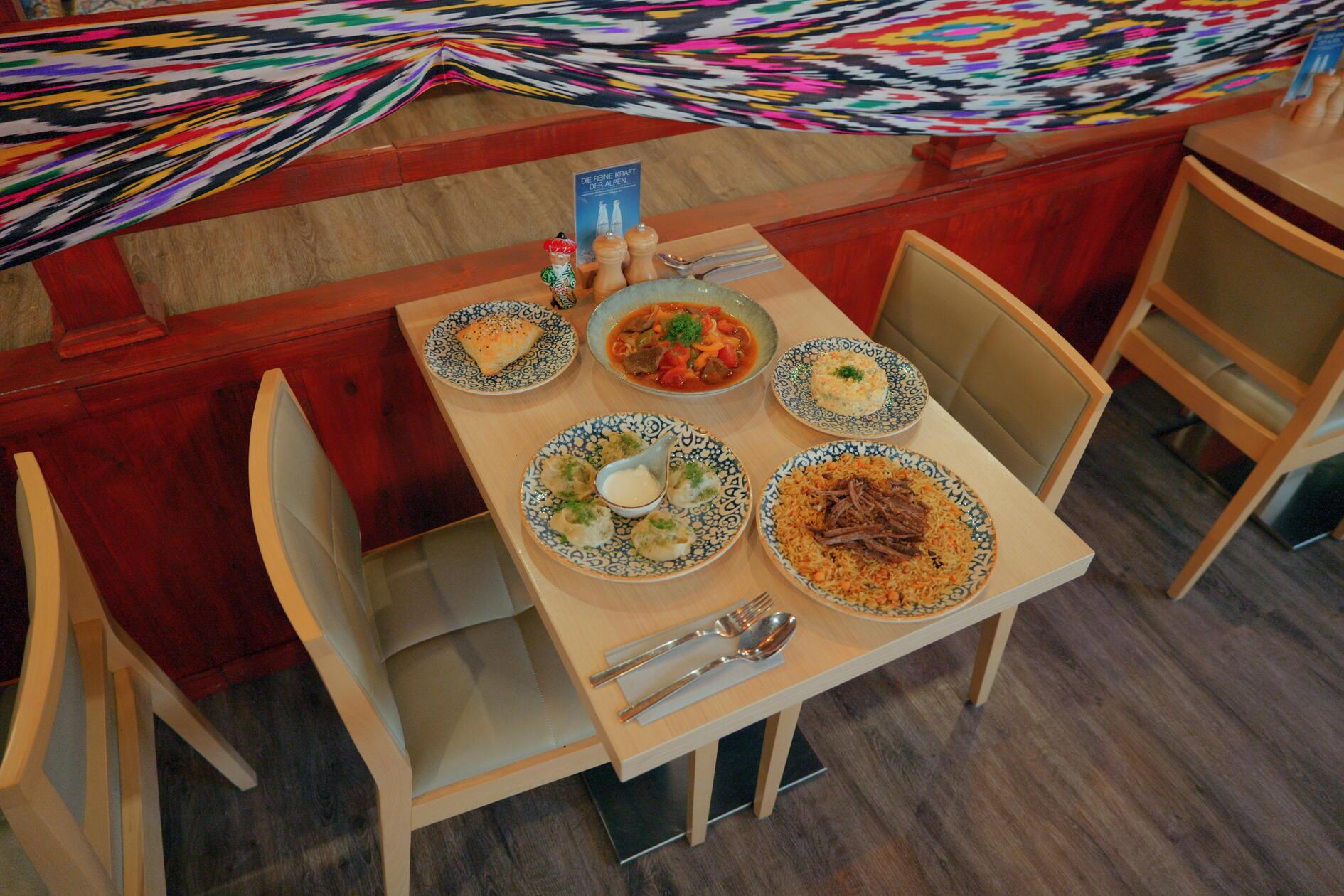 … das usbekische Essen authentisch und frisch zubereitet. 