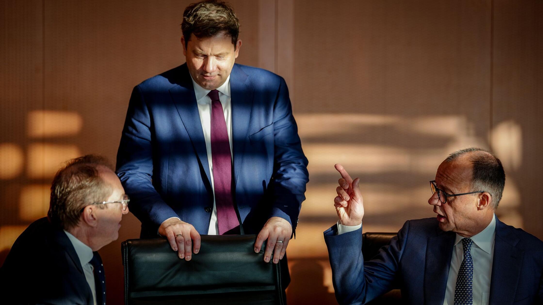 Von Rente bis Wolf: Kabinett bringt Reformen auf den Weg