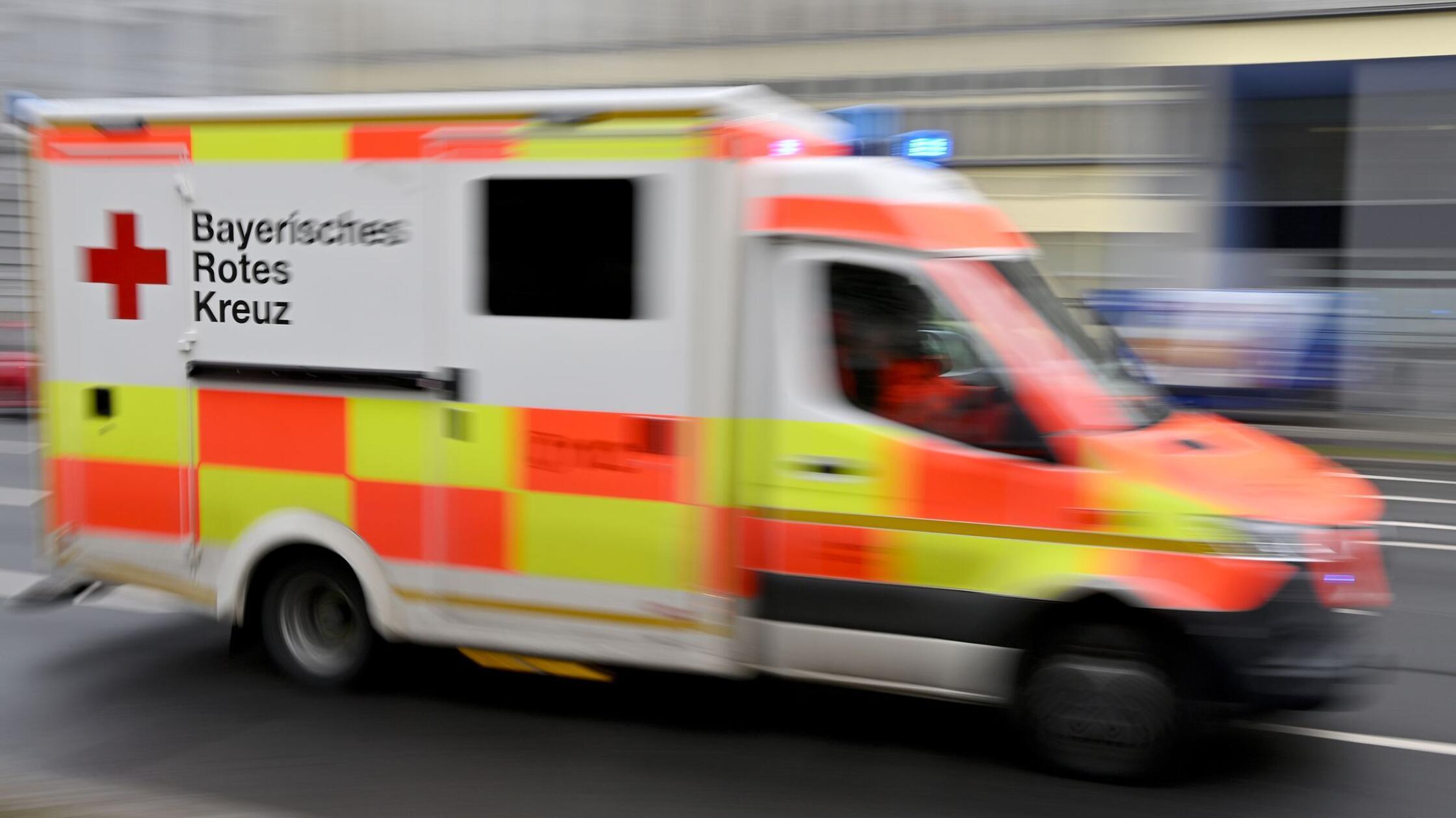 16-letnik umrl po zabavi z drogami v hotelu pri Münchnu, več mladostnikov v bolnišnici