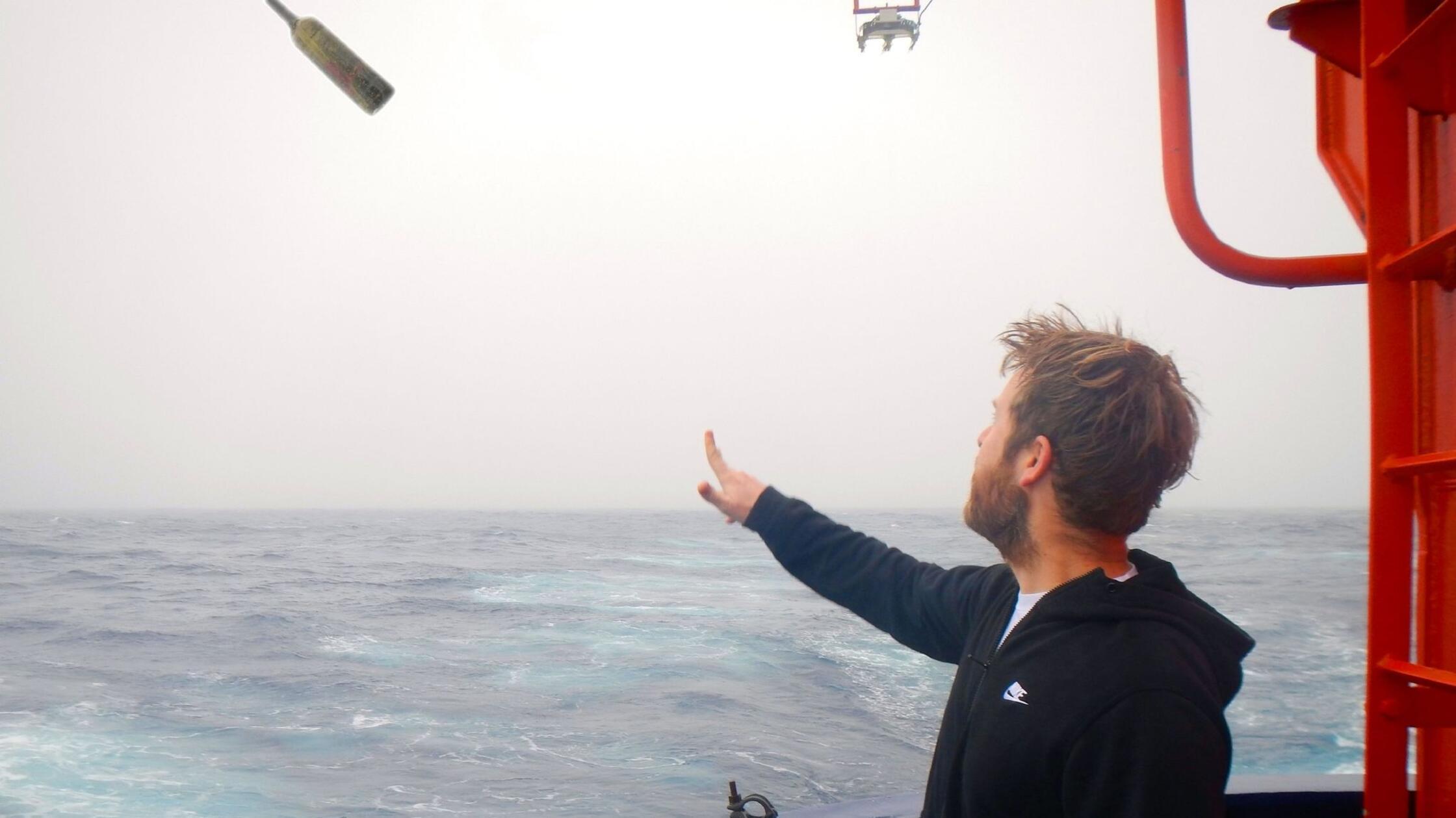 Flaschenpost reist um die halbe Welt und wird nach 15.000 Kilometern unbeschadet gefunden