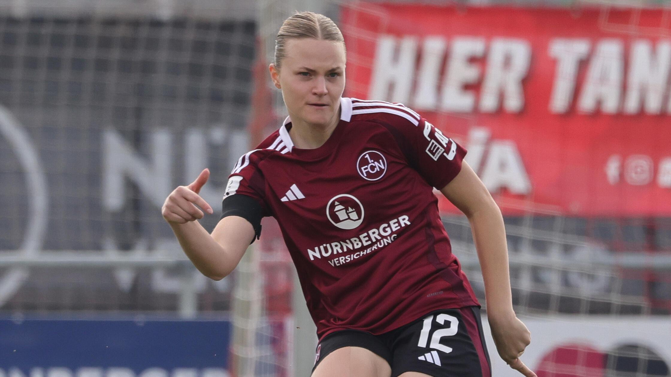 Clubspielerin-Amelie-Th-le-Stolz-dass-wir-es-immer-wieder-schaffen-1-Liga-zu-spielen-