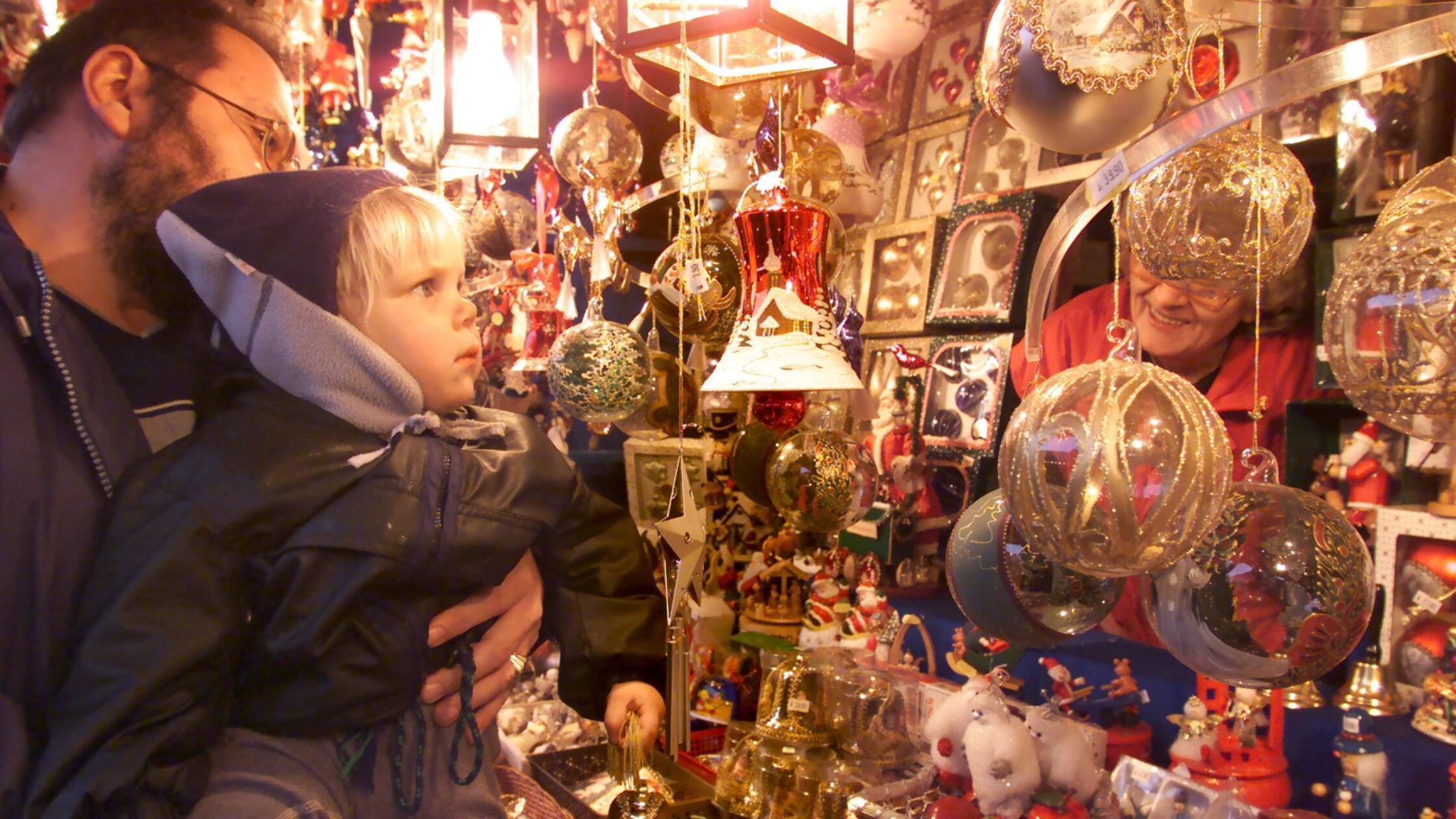 RESSORT: Woma FOTO: Bauer 13.12.00..MOTIV: Kinder 