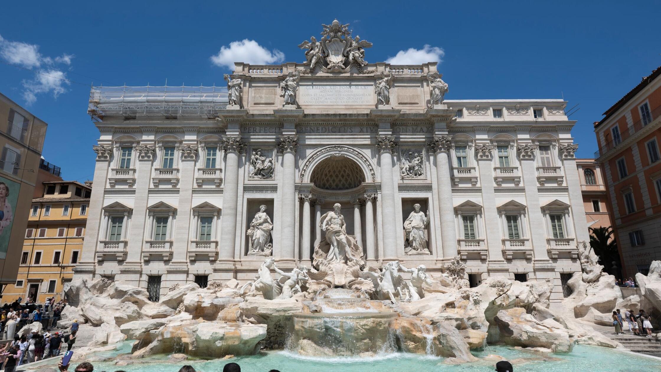 Rom-f-hrt-Eintrittsgeld-f-r-Trevi-Brunnen-ein