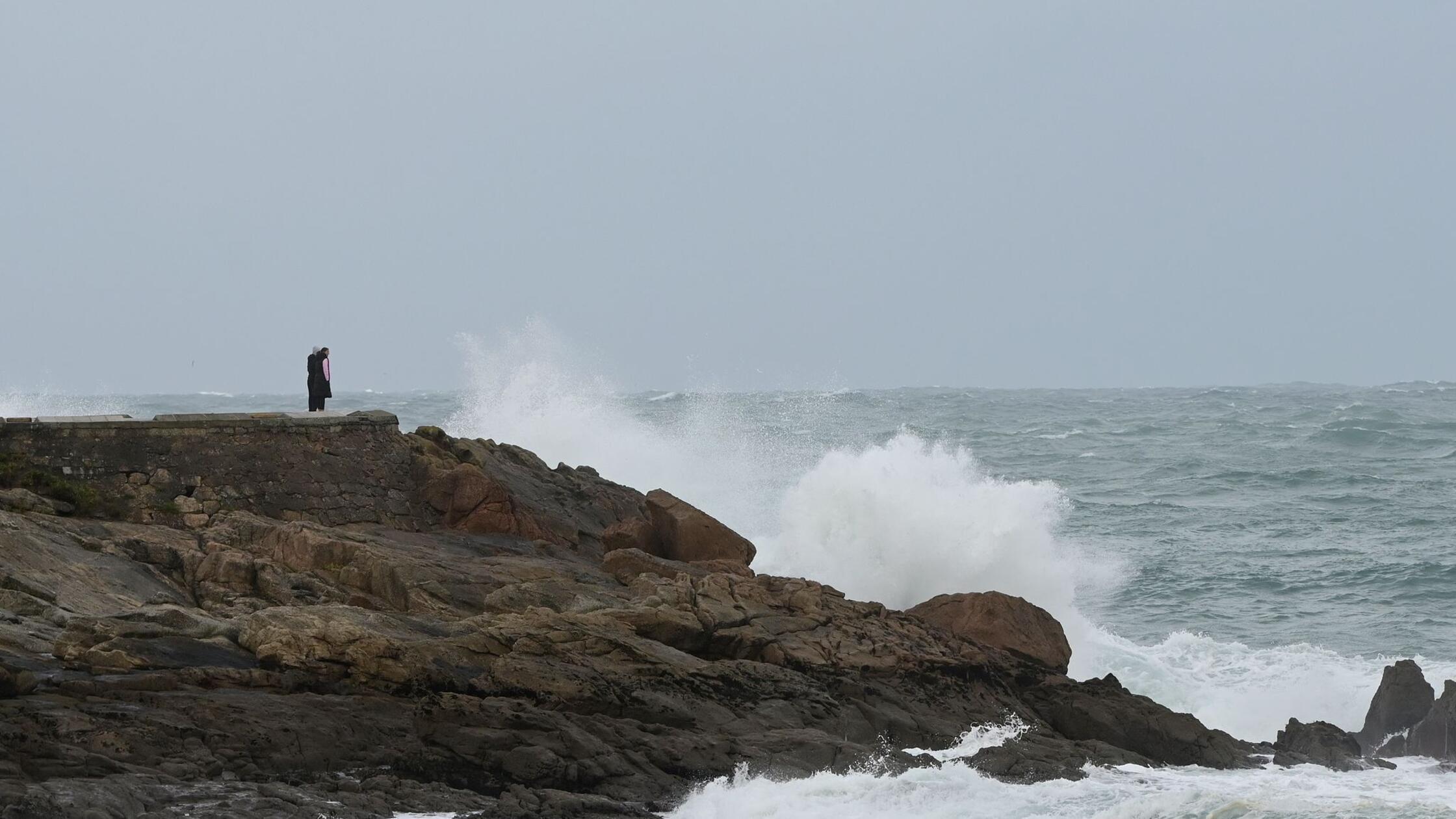 Deutsche-wird-in-Spanien-ins-Meer-gerissen-und-stirbt