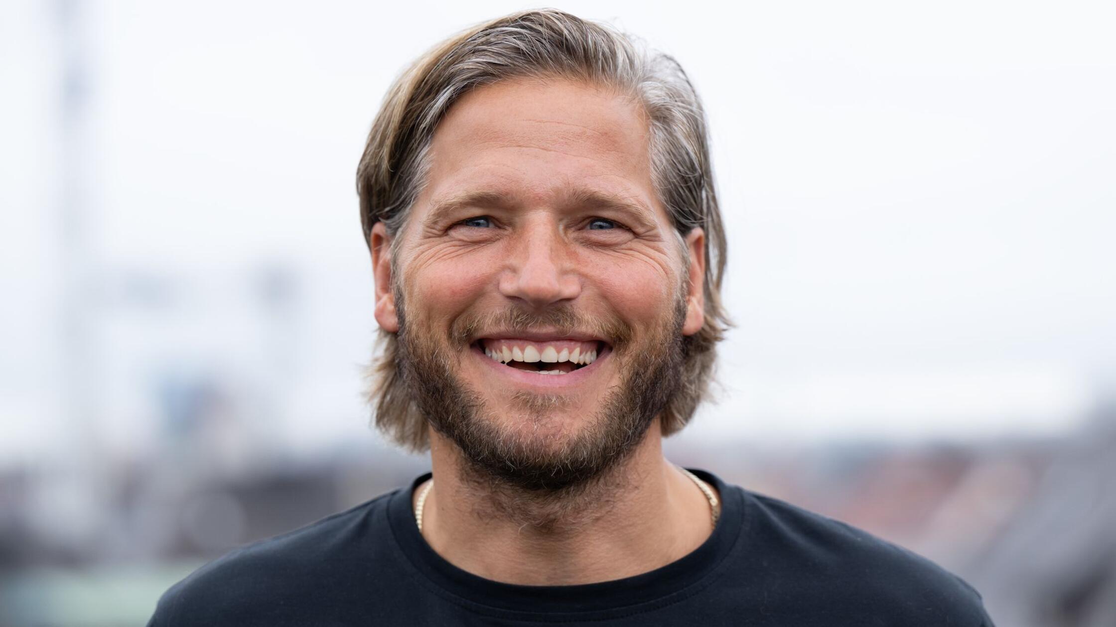 Sebastian Ströbel, zvezda serije 'Gorski reševalci', bo božične praznike izkoristil za priprave na nov TV-projekt v Andih