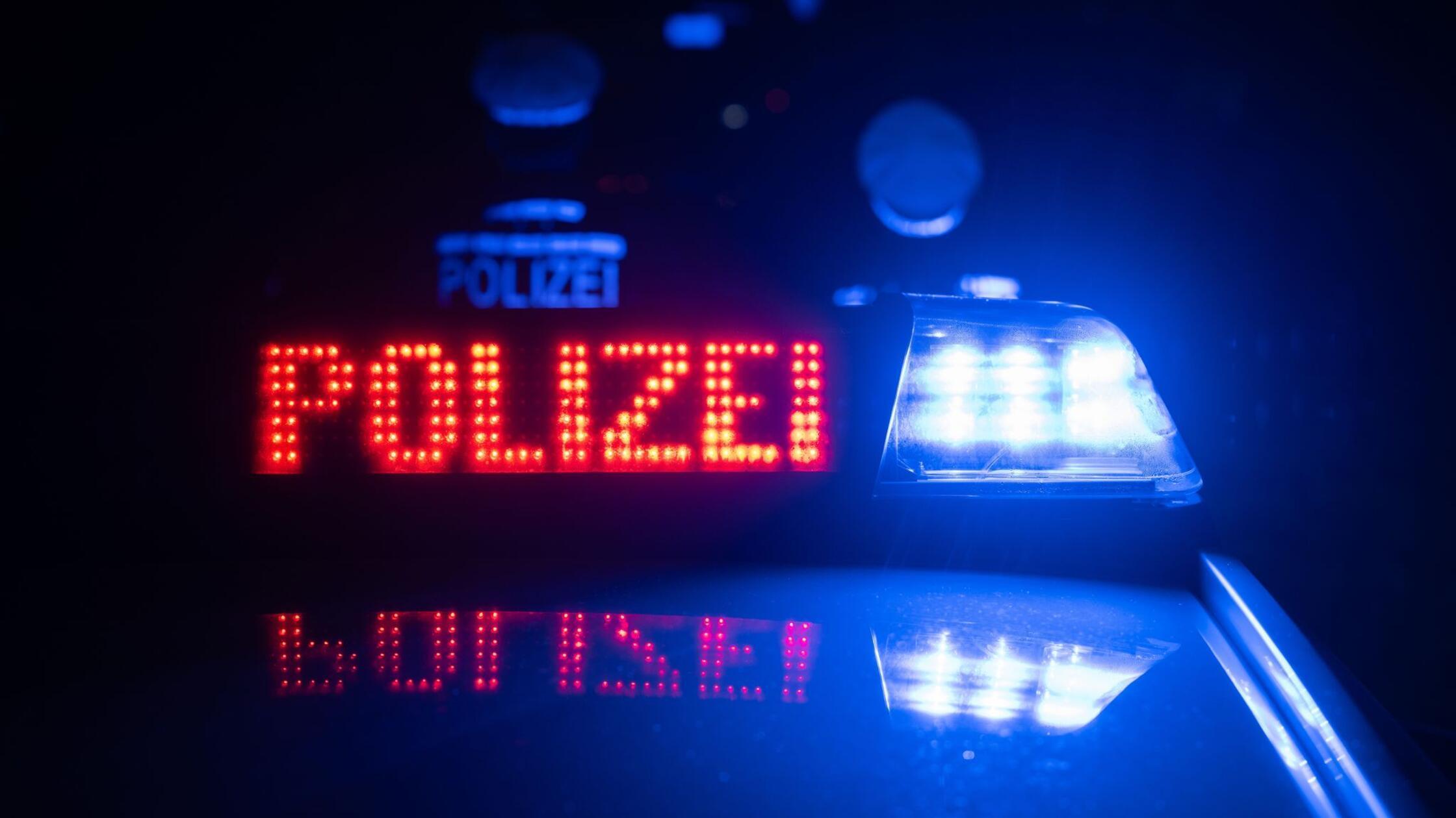 Polizei-Frau-droht-auf-Weihnachtsmarkt-in-Oldenburg
