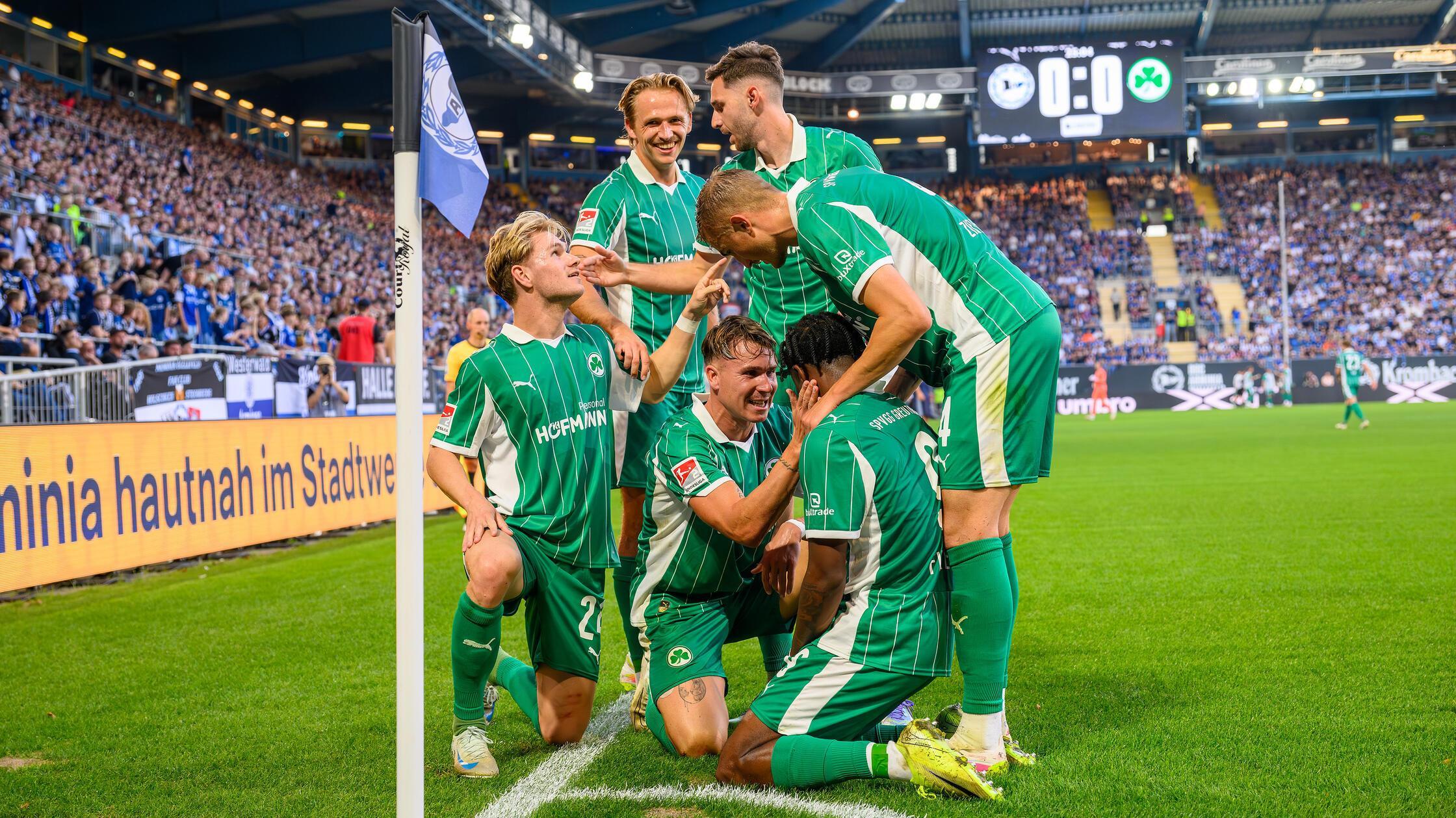 Versetzung-weiterhin-akut-gef-hrdet-Das-gro-e-Zwischenzeugnis-f-r-die-Kleeblatt-Profis