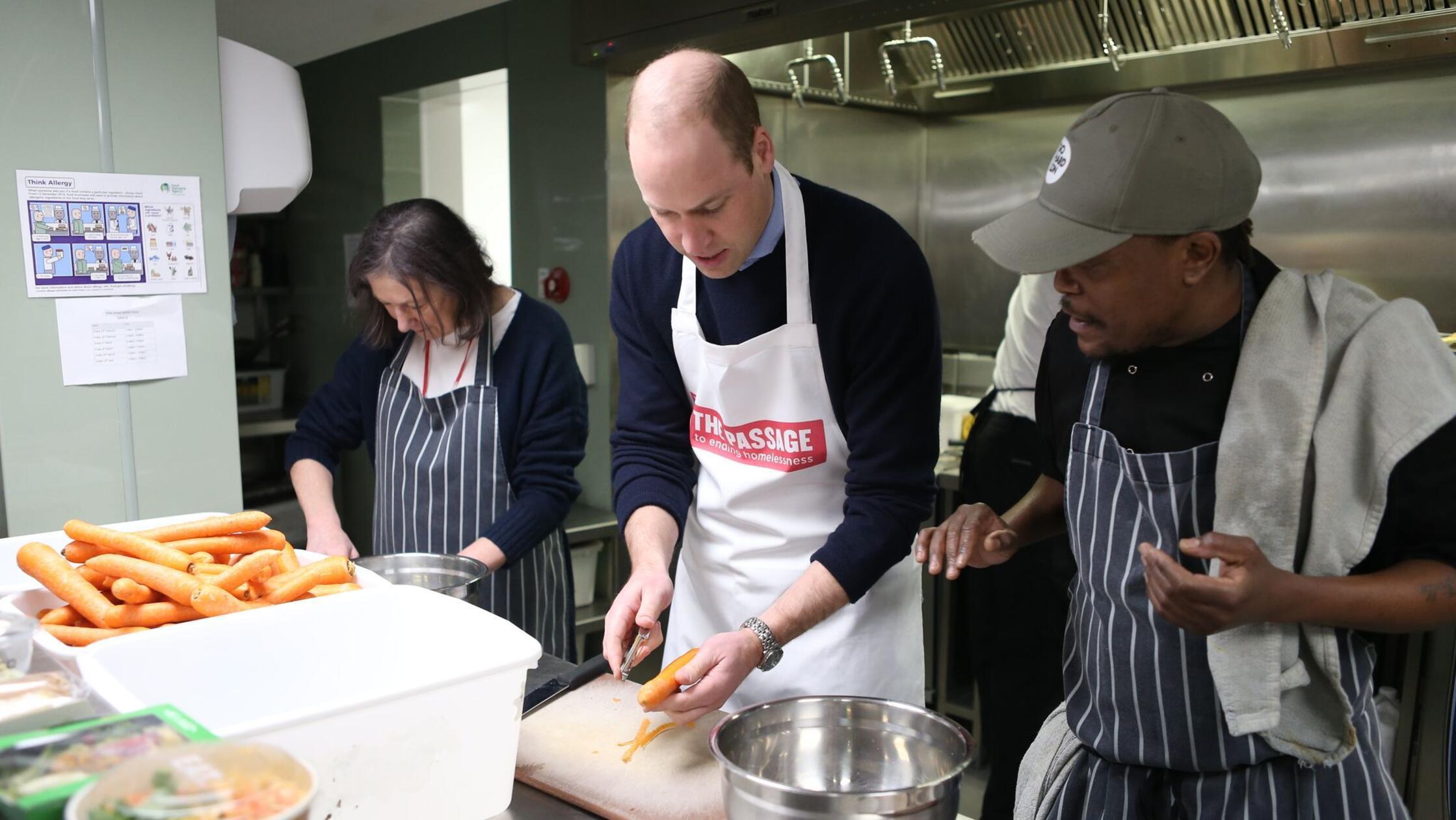 Rührende, royale Geste: Prinz William kocht mit Sohn George in Obdachlosenheim