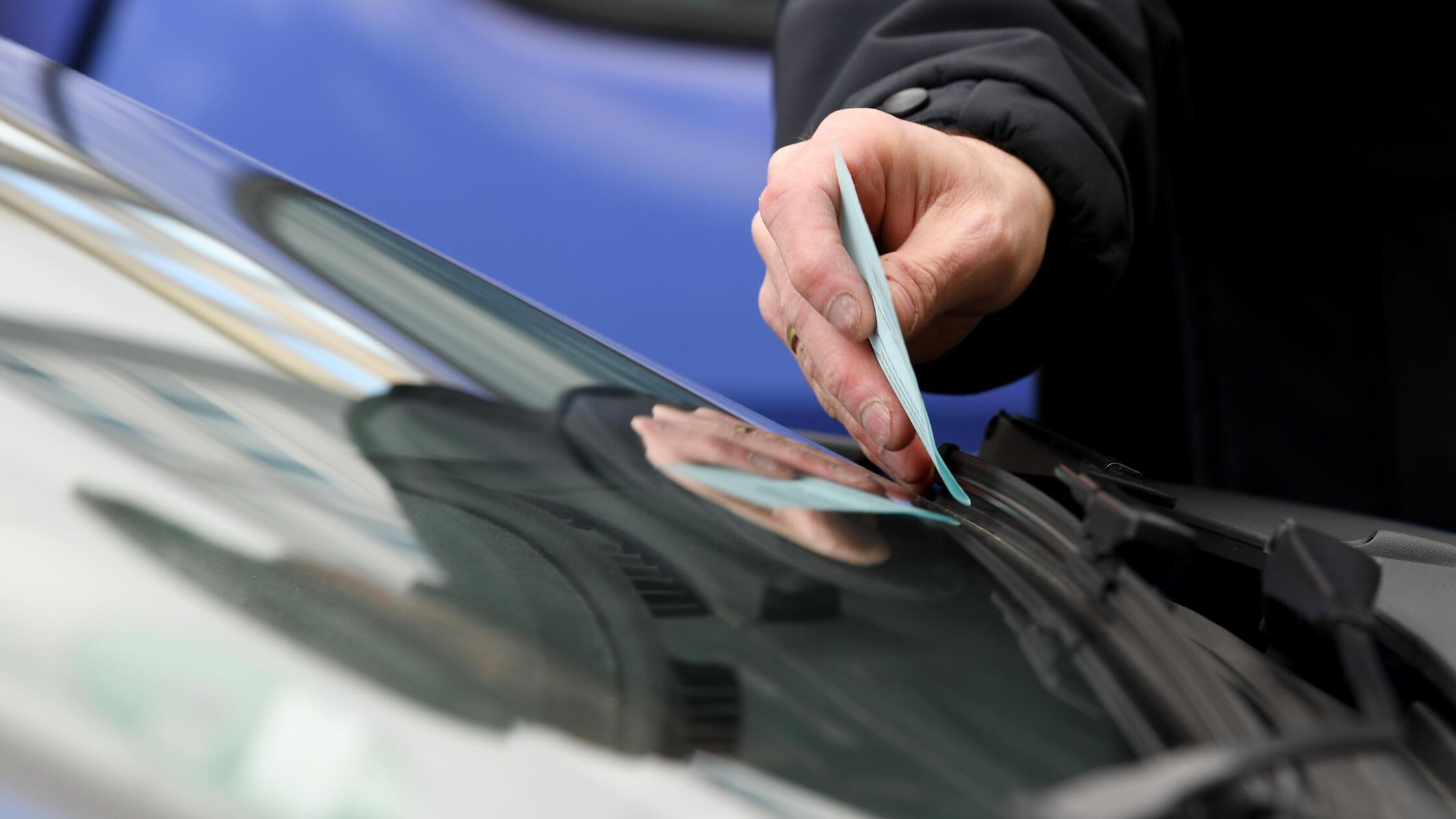 -rger-in-Gunzenhausen-Wo-bleibt-das-Fingerspitzengef-hl-der-Parksheriffs-