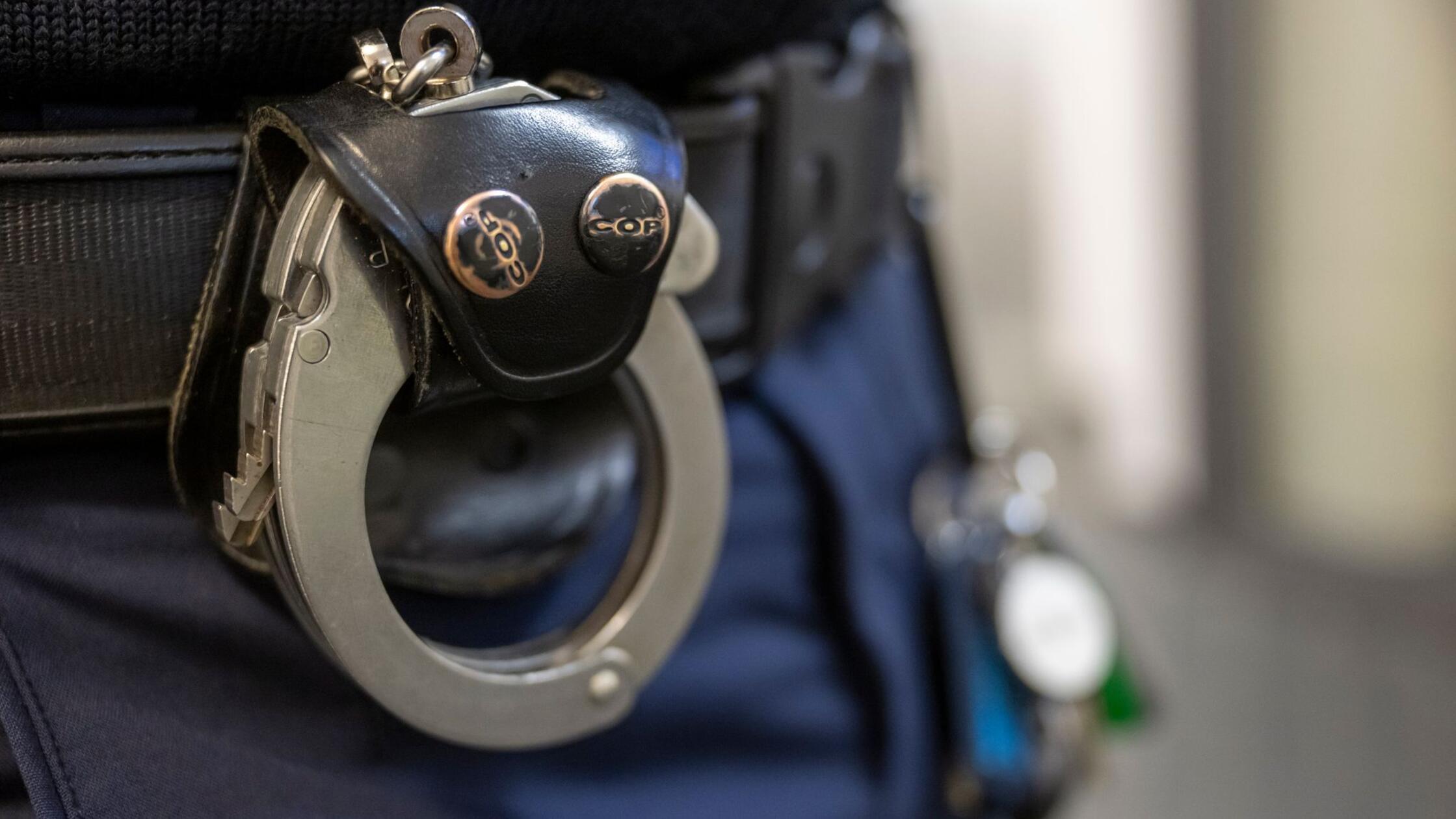 V Wallersdorfu mož z nožem ubil ženo v sporu