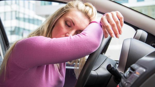 Auto fahren - Muedigkeit