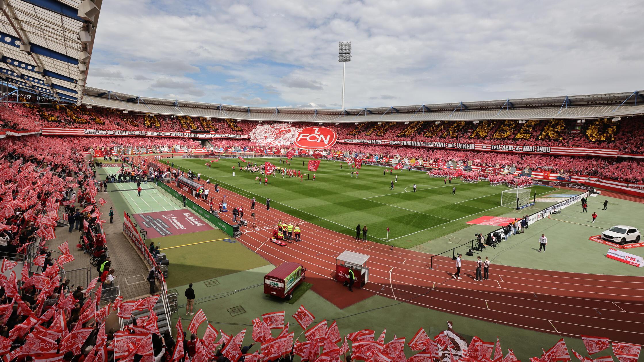 365-tage-club-der-1-fc-n-rnberg-und-sein-zauberhaft-mittelm-iges-fu-balljahr-2025