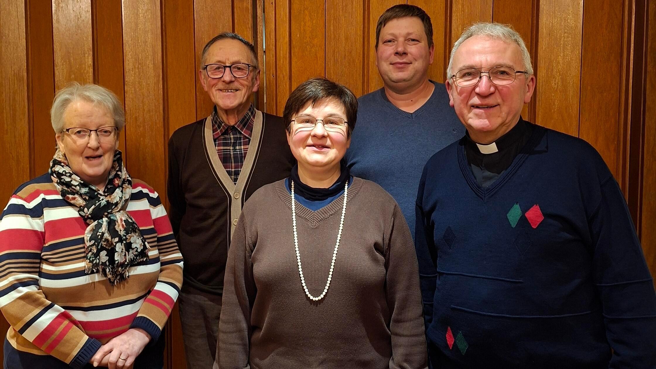 Neuwahlen-beim-F-rderverein-Freunde-der-Wallfahrtskirche-Mari-Namen-in-Trautmannshofen