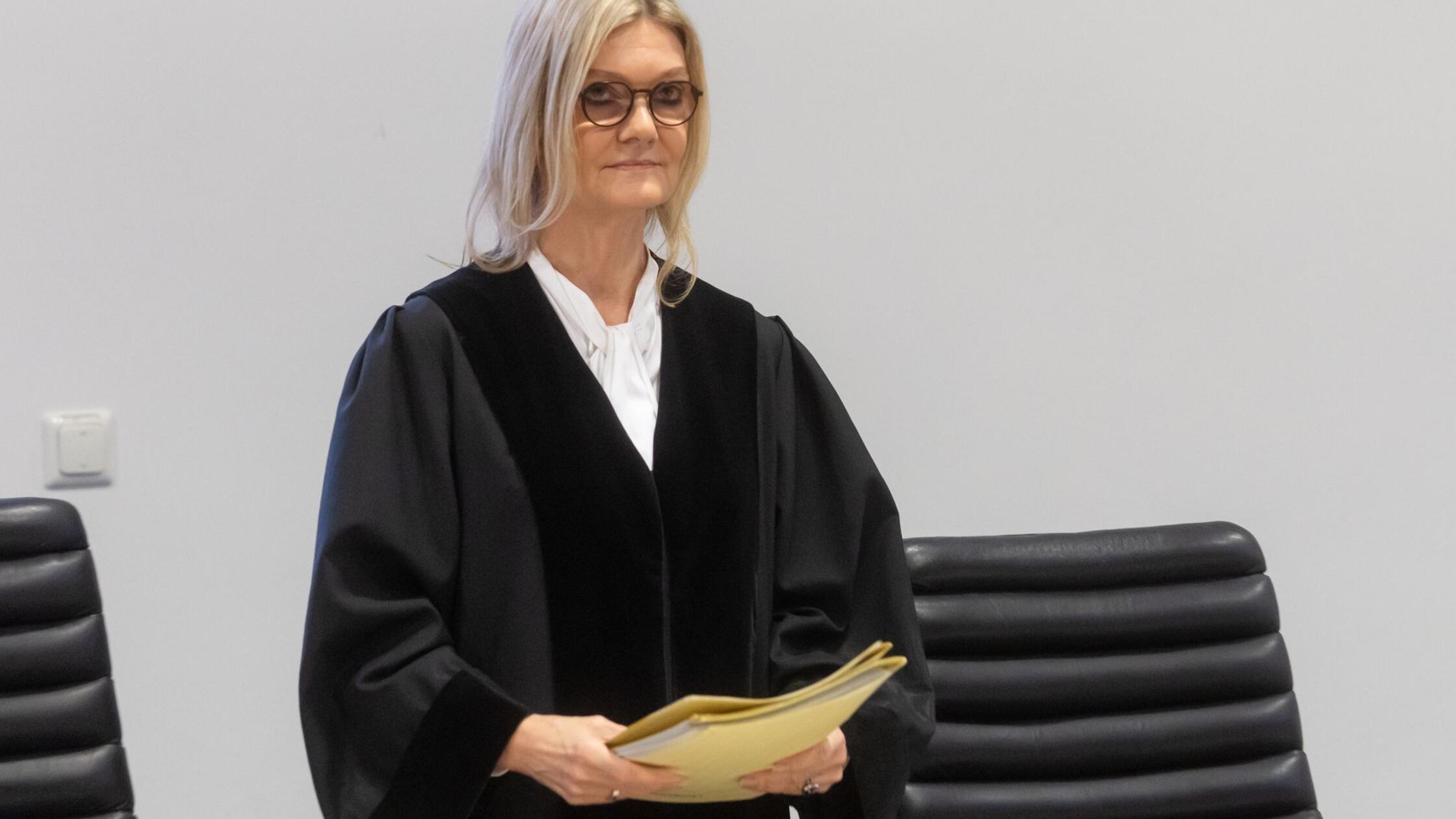 Angriff auf Journalisten in Thüringen: Angeklagte schweigen